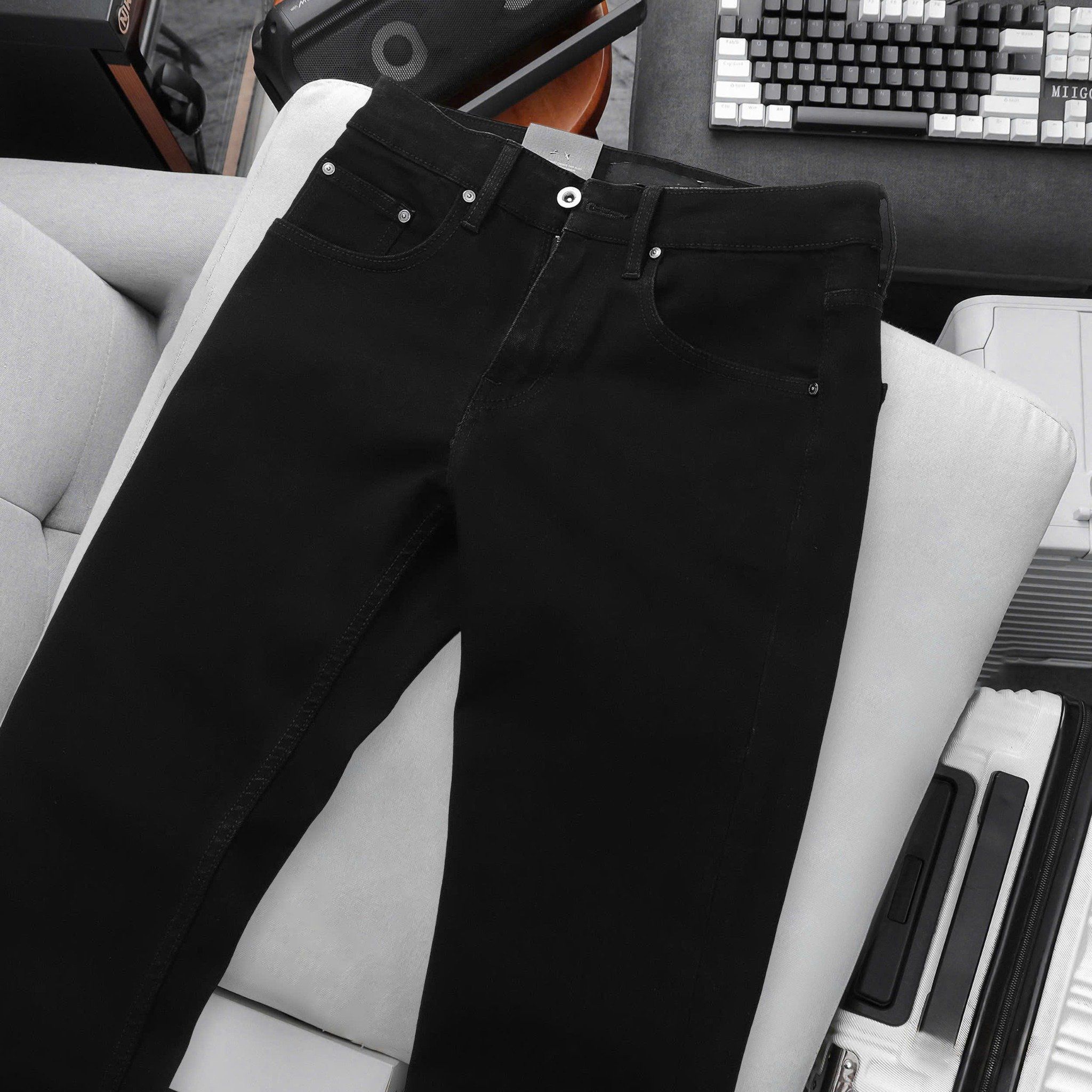 Quần Jeans Đen Basic 1894