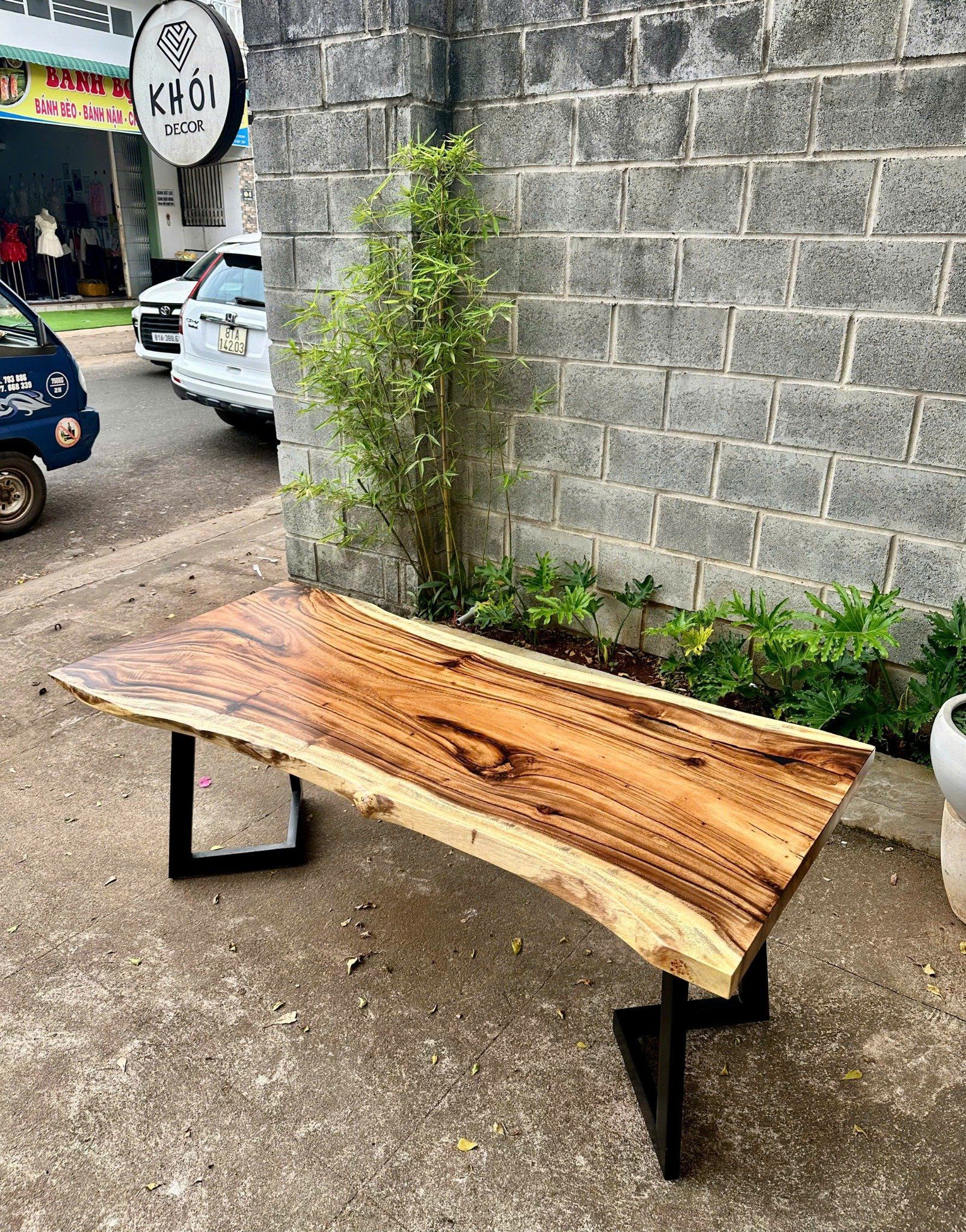 BÀN GỖ ME TÂY 180 x 80-68-79 x 5 cm