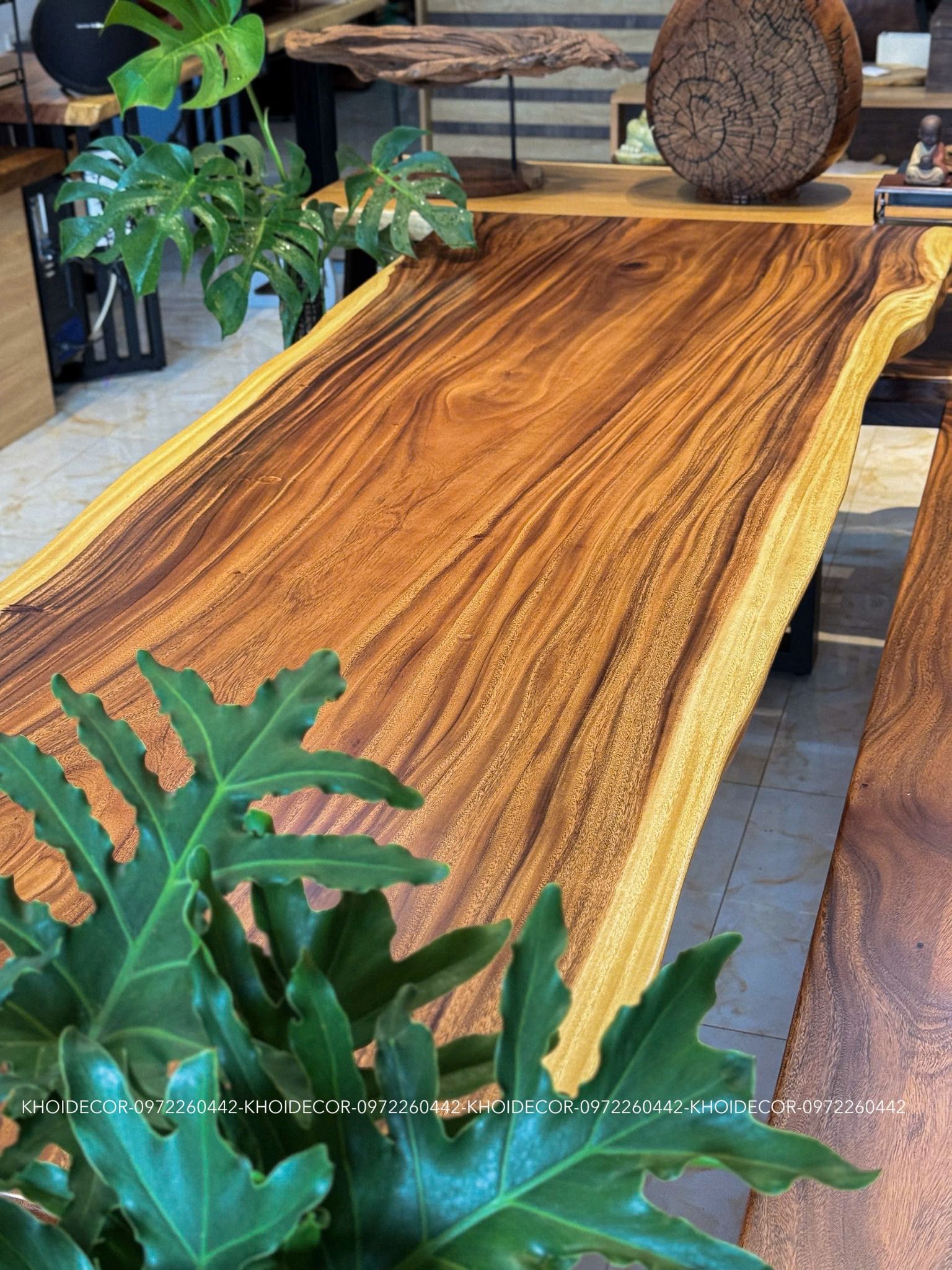 BÀN GỖ ME TÂY 240 x 83-89 x 5 cm