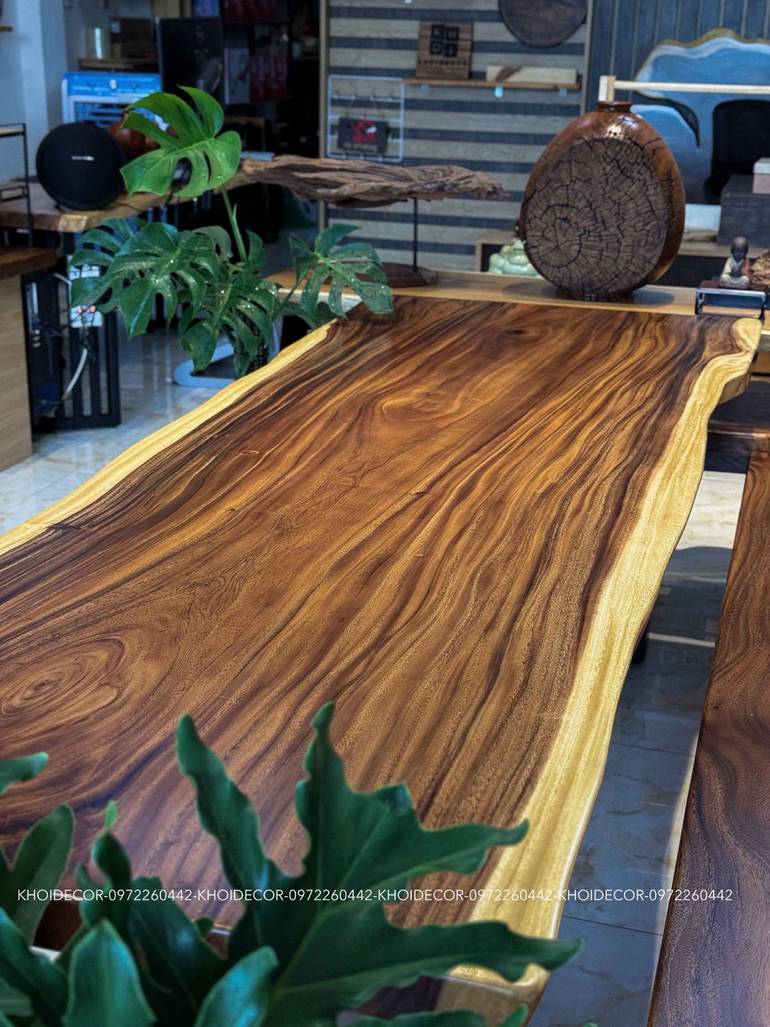 BÀN GỖ ME TÂY 240 x 83-89 x 5 cm