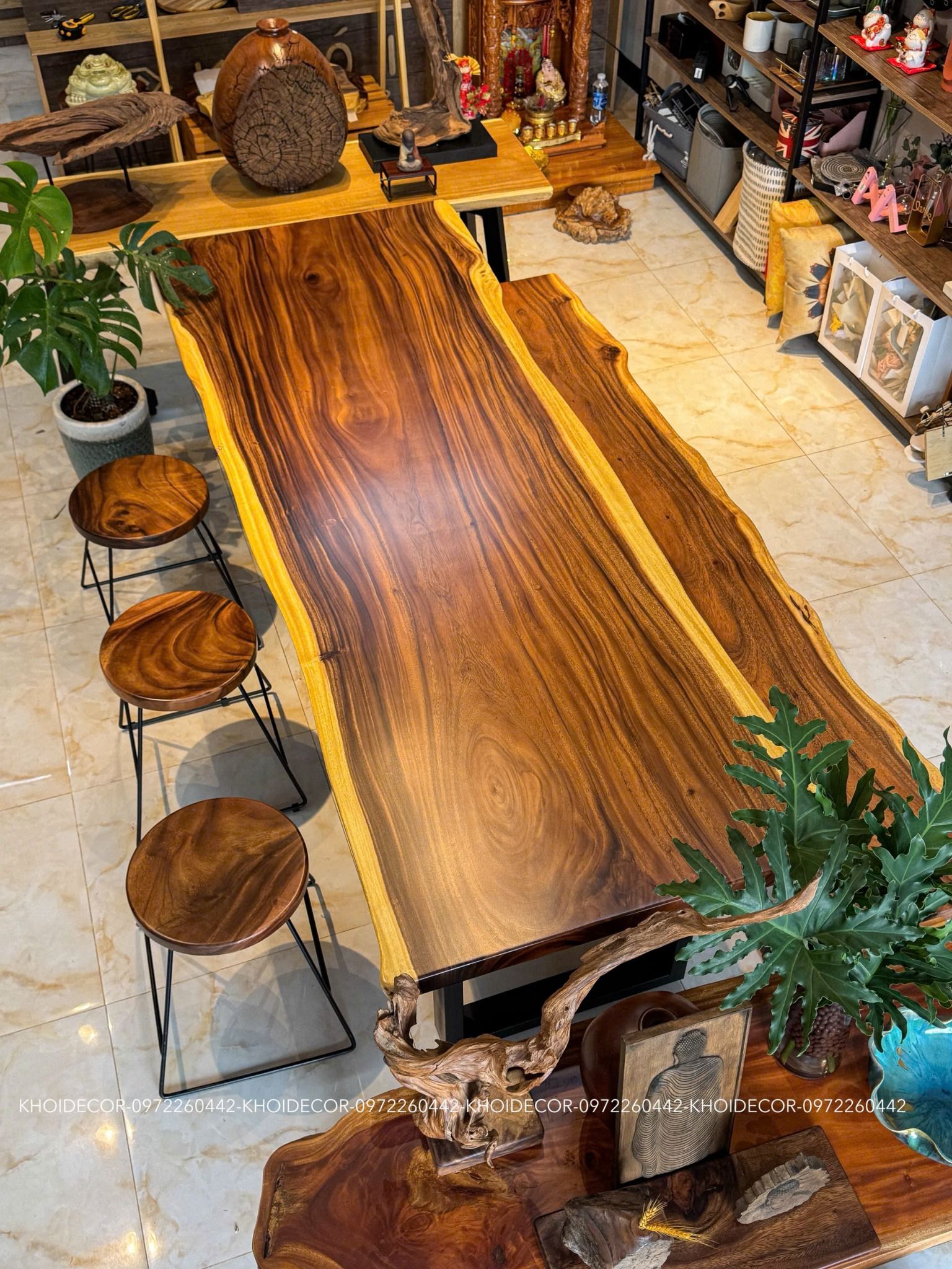 BÀN GỖ ME TÂY 240 x 83-89 x 5 cm