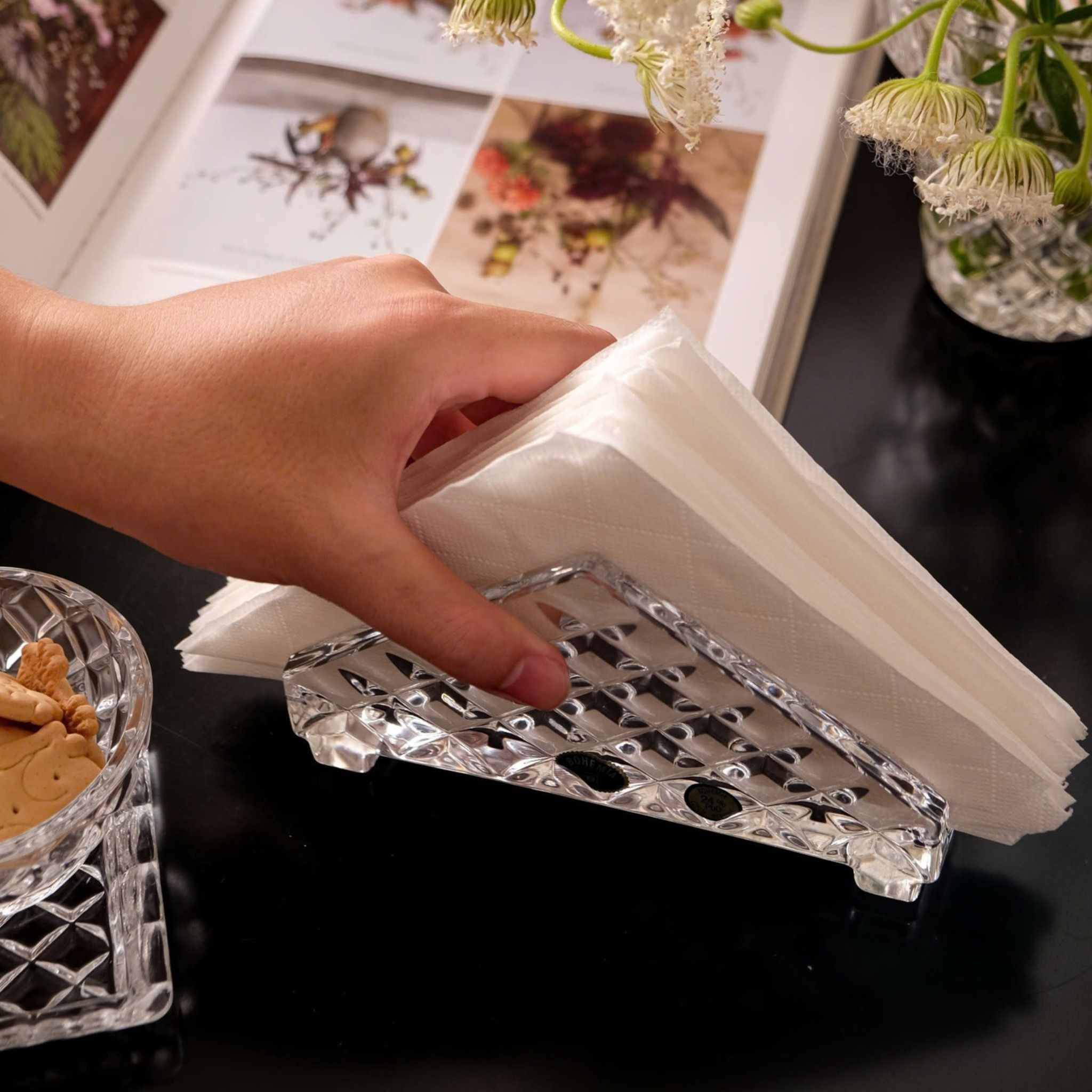 Kẹp giấy ăn pha lê Crystal Bohemia