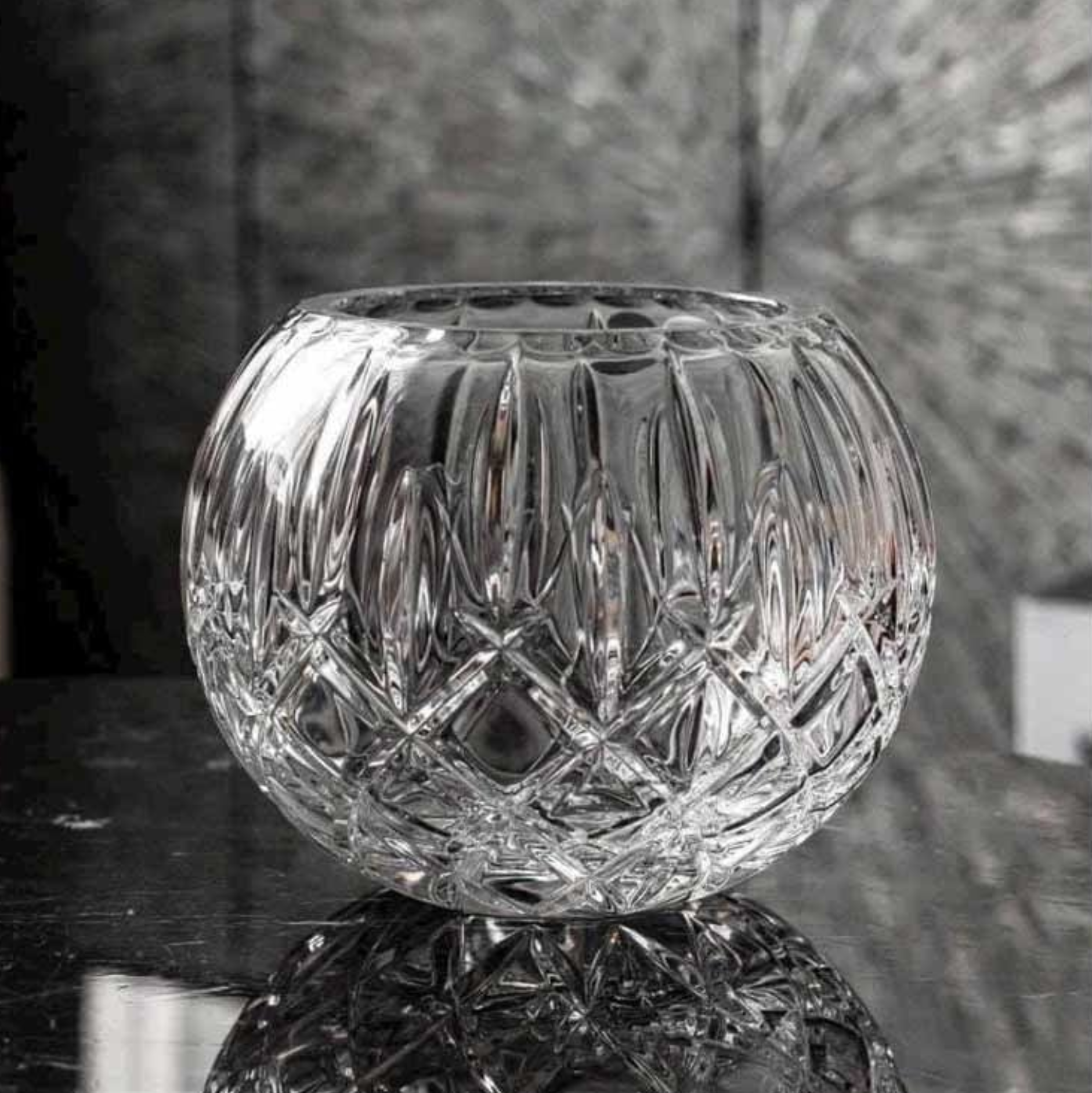 Lọ cầu Sheffield 17.5cm Crystal Bohemia