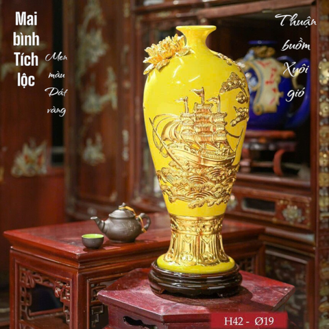 Bình mai men màu họa tiết dát vàng THUẬN BUỒM XUÔI GIÓ gốm sứ Bát Tràng cao cấp BMVHTBDV