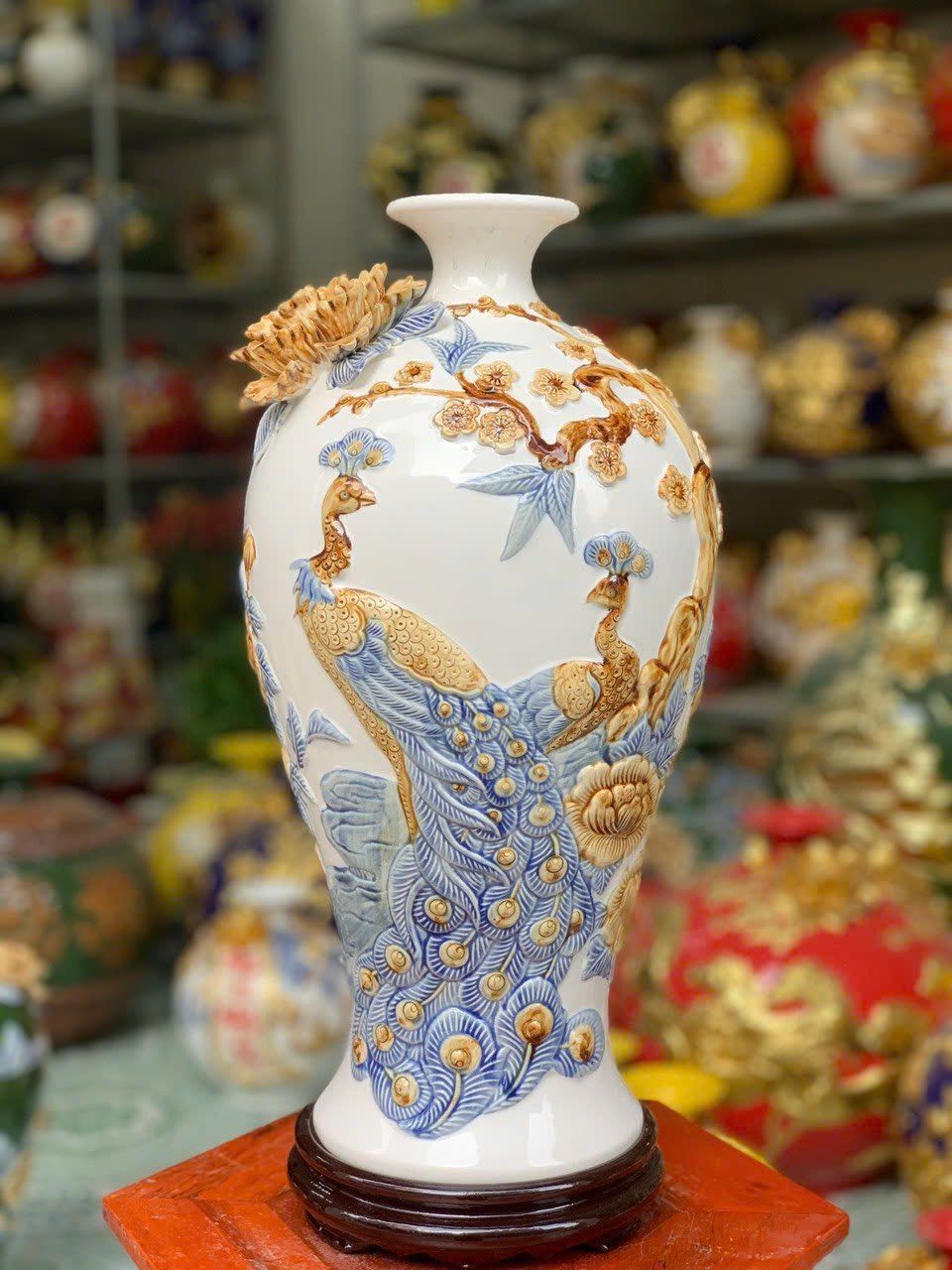 Bình mai men màu đắp nổi 3D họa tiết CÔNG THÀNH DANH TOẠI hàng Bát Tràng chính hãng BMVHCDDT