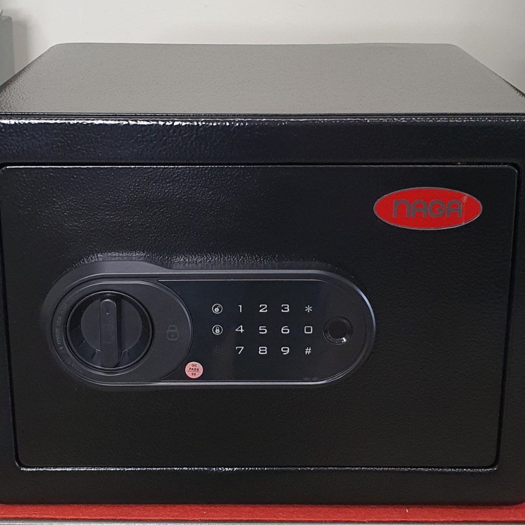 Két Sắt NAGA BG-300 Khoá Vân Tay Thông Minh Mini