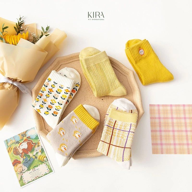 Tất Len Dài Nữ Giữ Ấm Mùa Đông – Nhiều Màu Nhiều Mẫu Dễ Thương, Họa Tiết Gấu Cây Caro