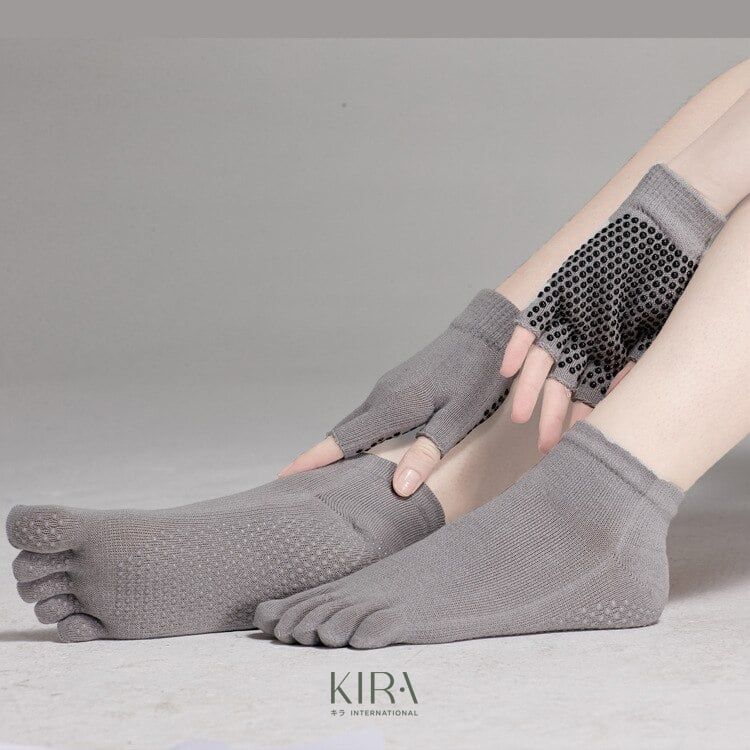 Combo Găng Tay + Tất 5 Ngón Nữ Chống Trượt Tập Yoga, Gym, Pilates – Co Giãn, Thoáng Khí
