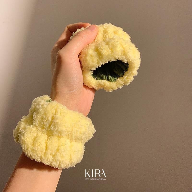 Set phụ kiện rửa mặt trái dứa 3 món – Băng đô, cổ tay, bờm tóc dễ thương, chất mềm mịn, chống nước chảy tay áo