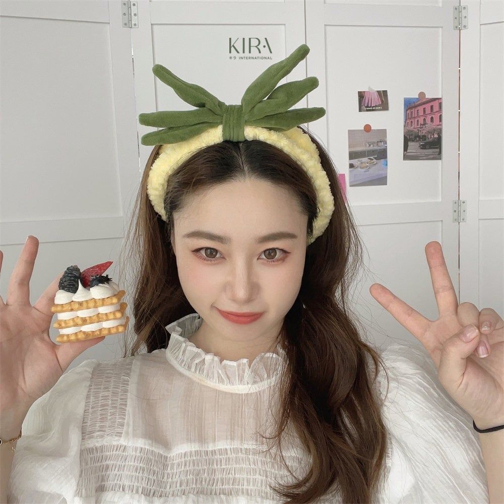 Set phụ kiện rửa mặt trái dứa 3 món – Băng đô, cổ tay, bờm tóc dễ thương, chất mềm mịn, chống nước chảy tay áo