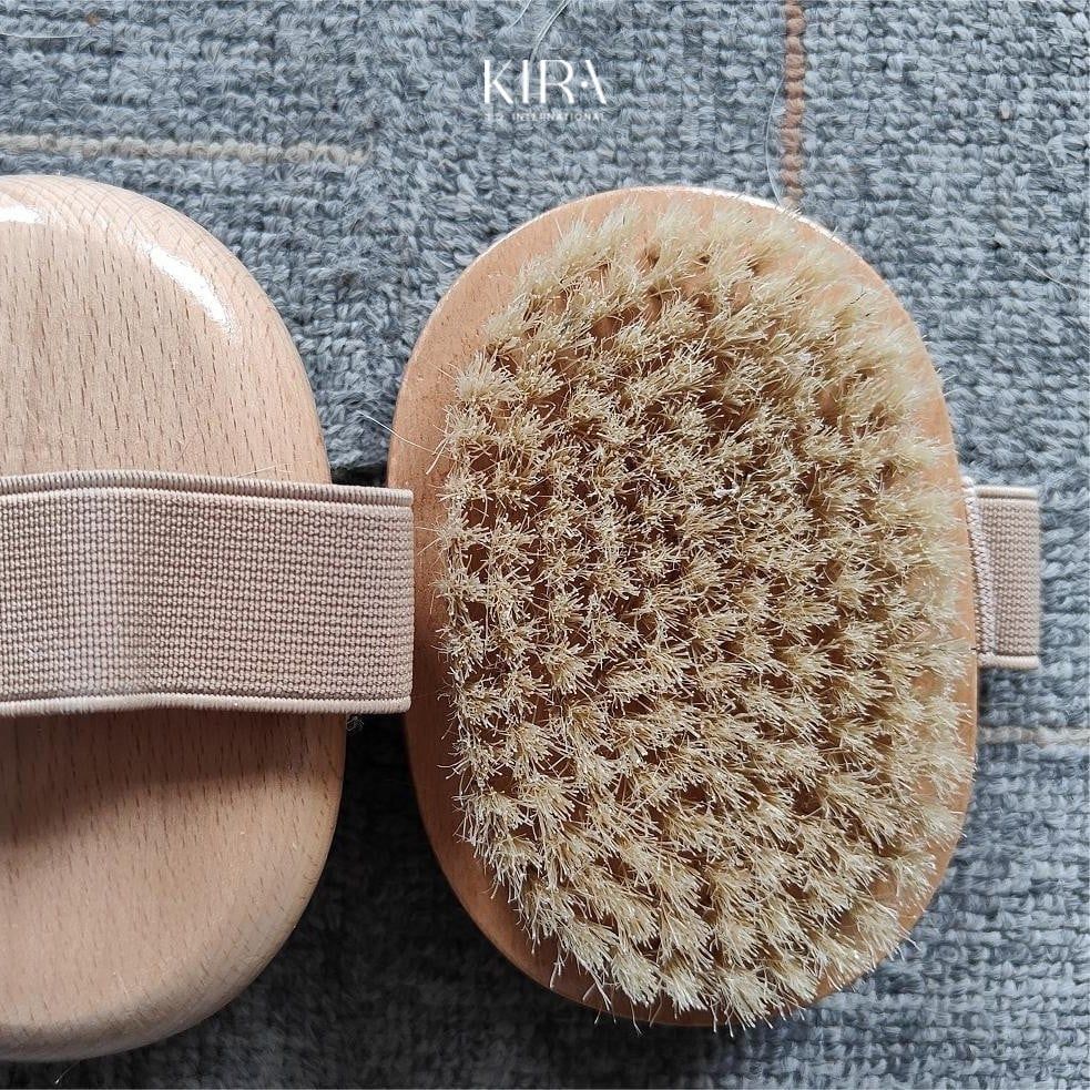 Bàn chải tắm massage cán dài và cọ khô toàn thân bằng gỗ – Tẩy tế bào chết, cải thiện lưu thông máu, spa tại nhà