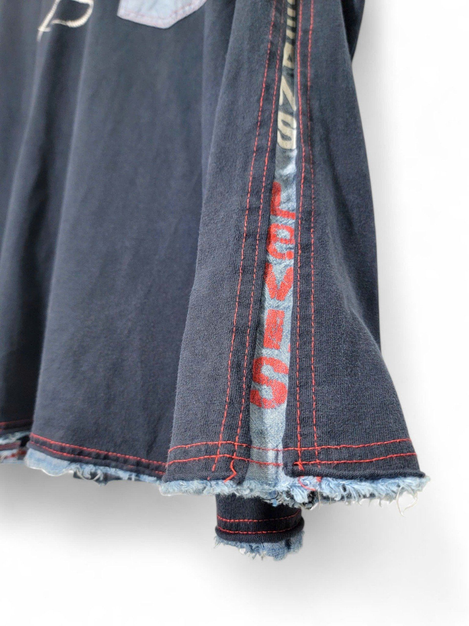 |SIZE L| LEVI'S CONTRAST POCKET STITCH DETAIL LONG SLEEVE T-SHIRT AOL-7102