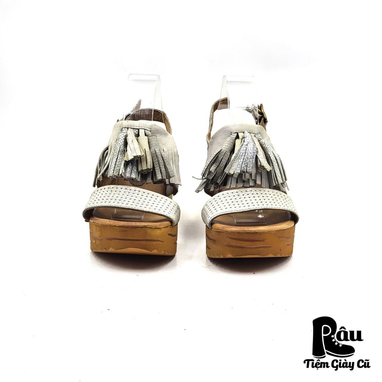 |SIZE 37.5| A.S. 98 LIGHT GRAY FANIA TASSEL WEDGE SANDALS Z37.5-7028