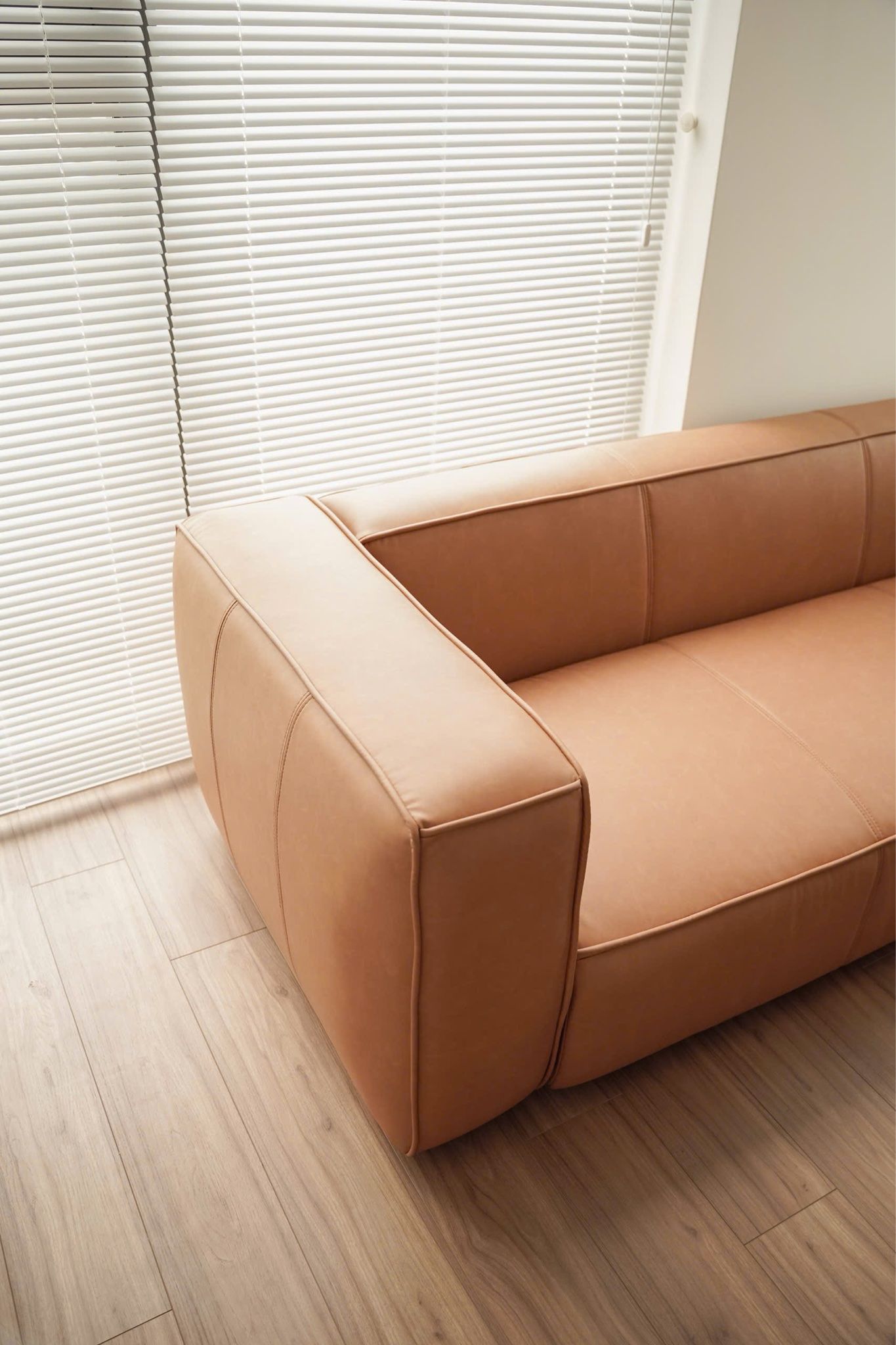 The Clay sofa 2.4m