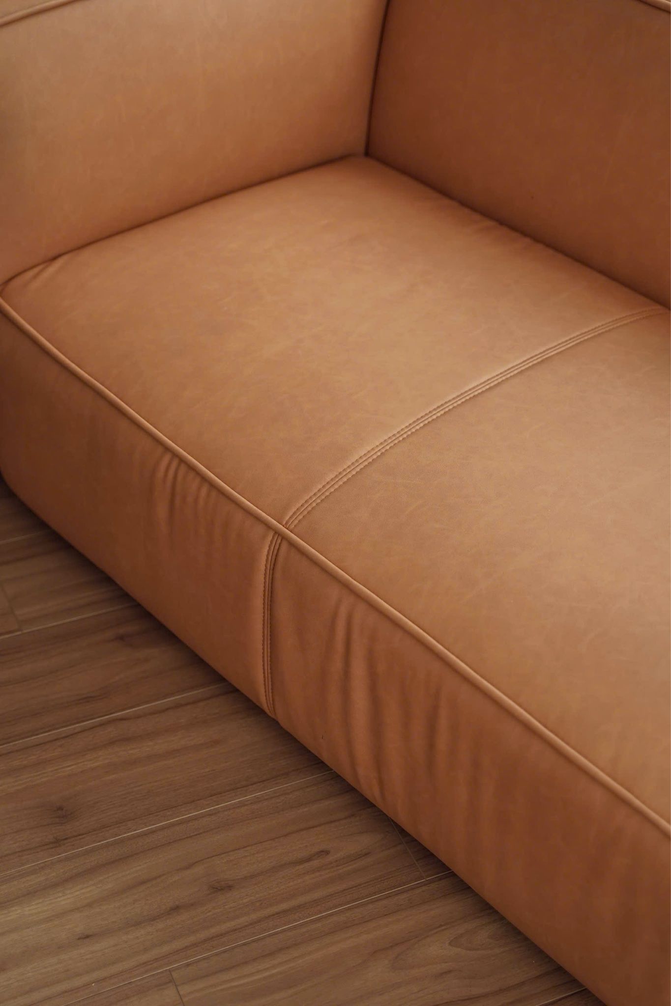 The Clay sofa 2.4m