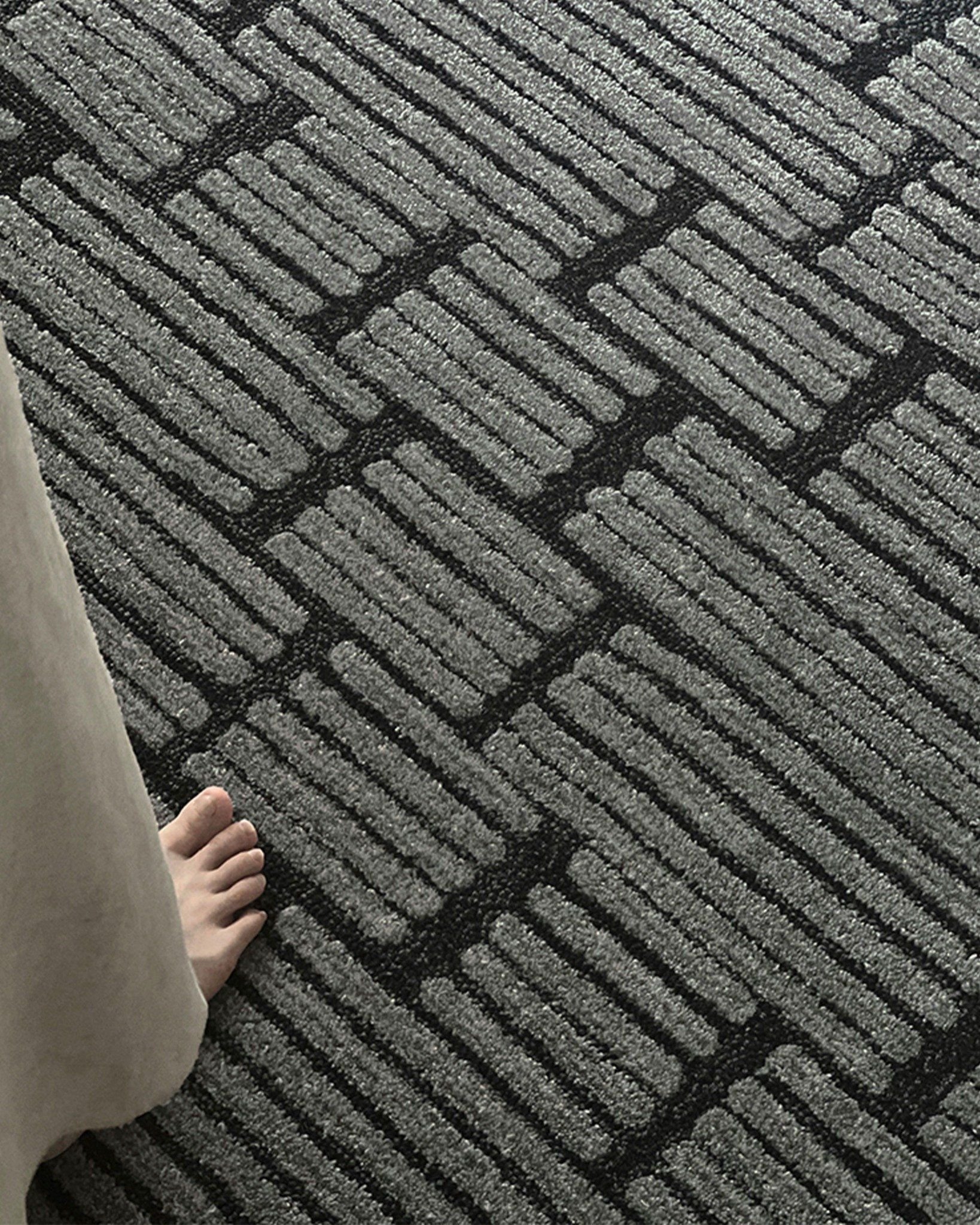 Breath of Earth - Dark Grey