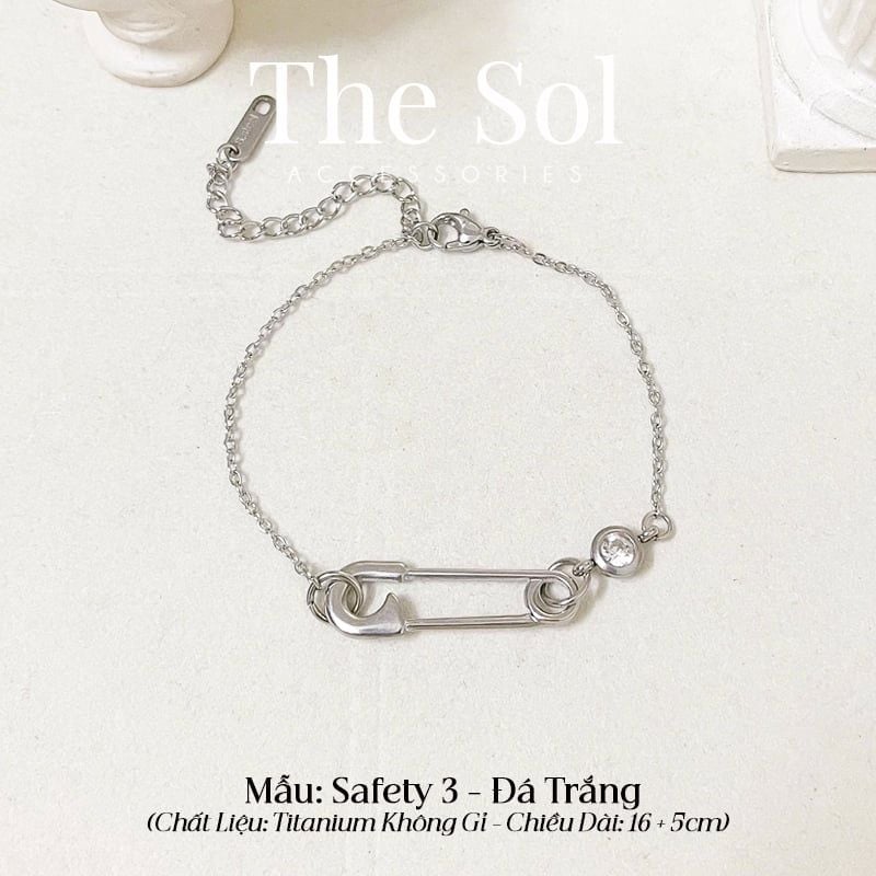 Lắc Tay Titan SAFETY PIN
