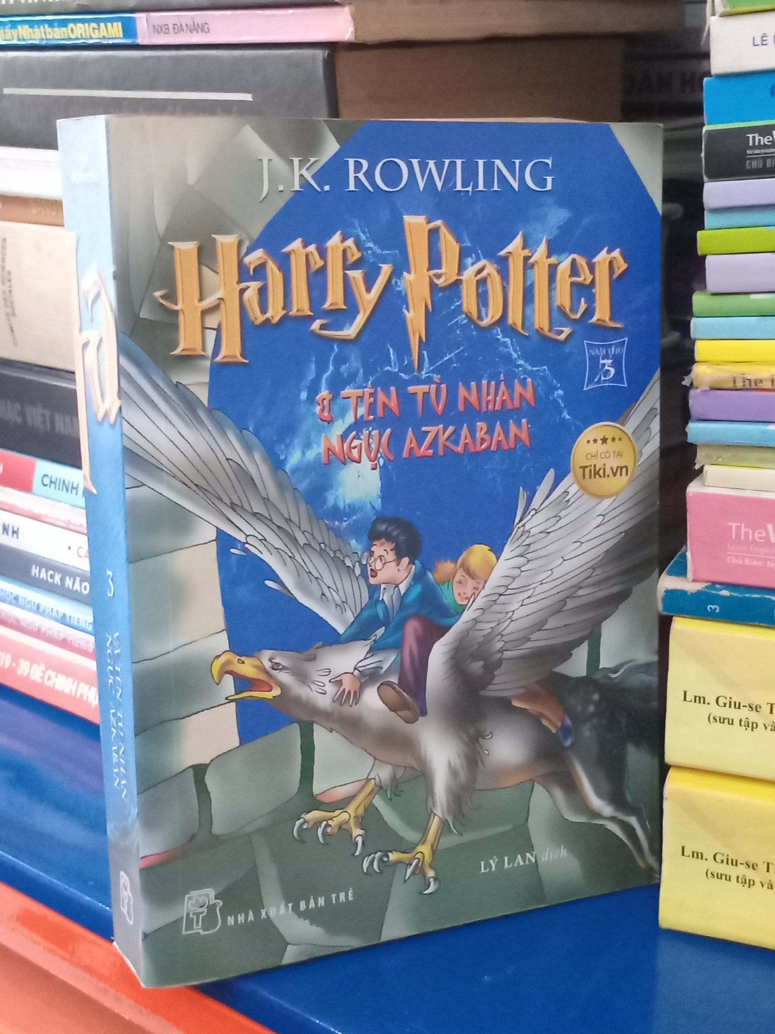 Harry Potter và Tên Tù Nhân Ngục Azkaban - Lý Lan Dịch – Momo
