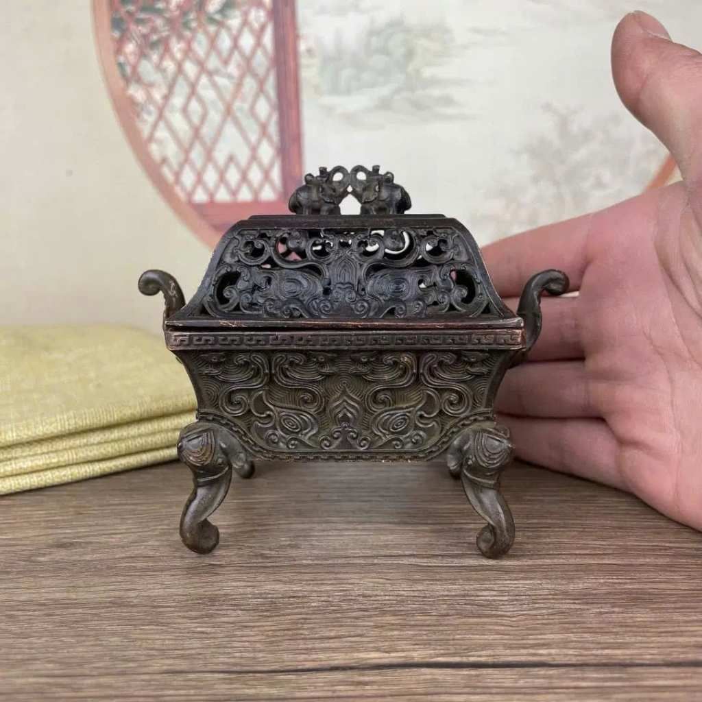 Lư Xông Trầm Dáng Cổ 4 Chân Họa Tiết Thú BKMECN-9158