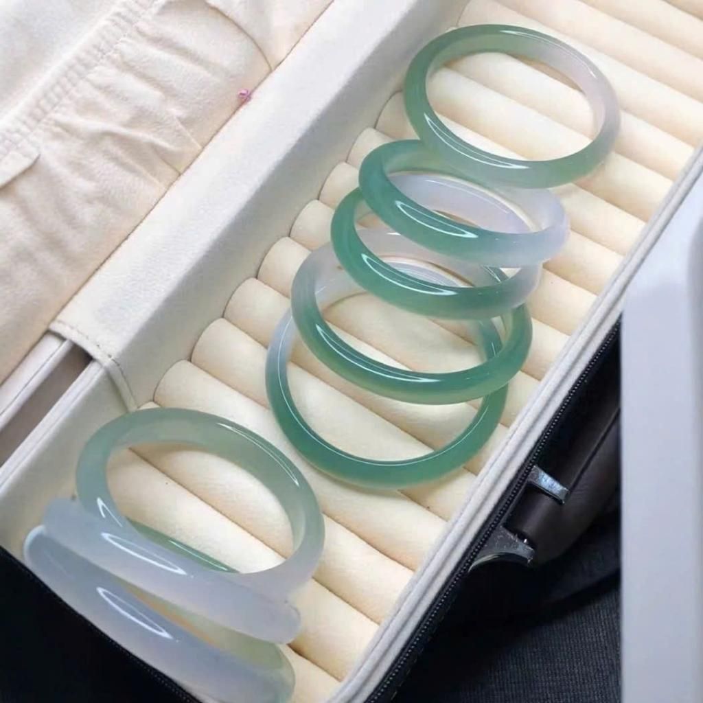 Vòng tay ngọc xanh BKSTCN-9231