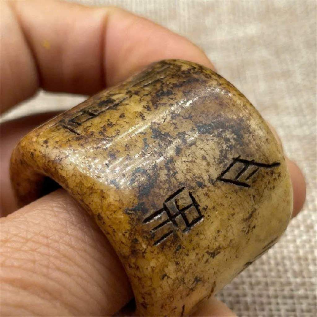 Gỗ Hoá Thạch Trắng Ngà BKSTCN-9247