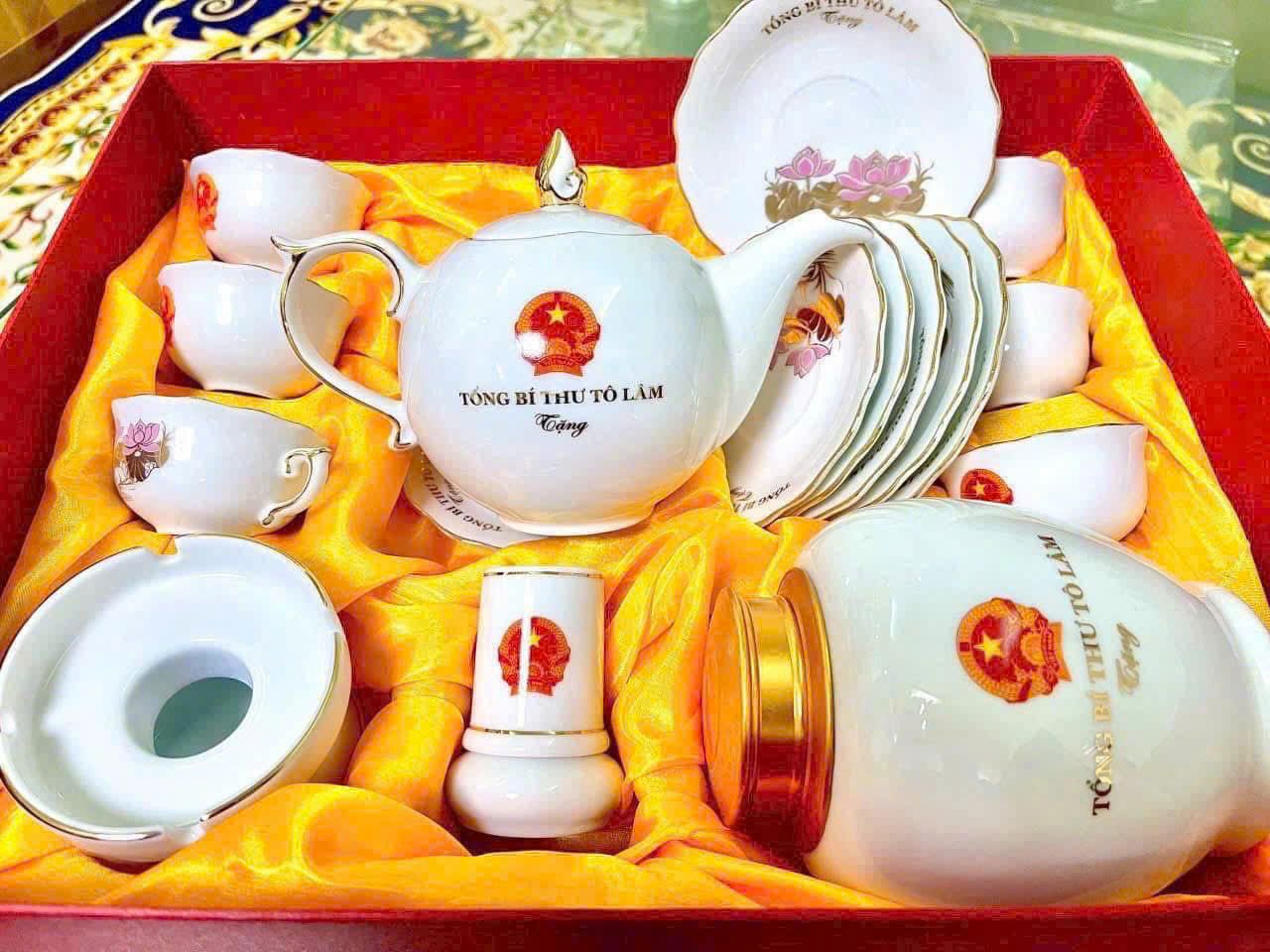 Bộ ấm chén in logo tổng bí thư Tô Lâm cả phụ kiện BKCEVN-8115