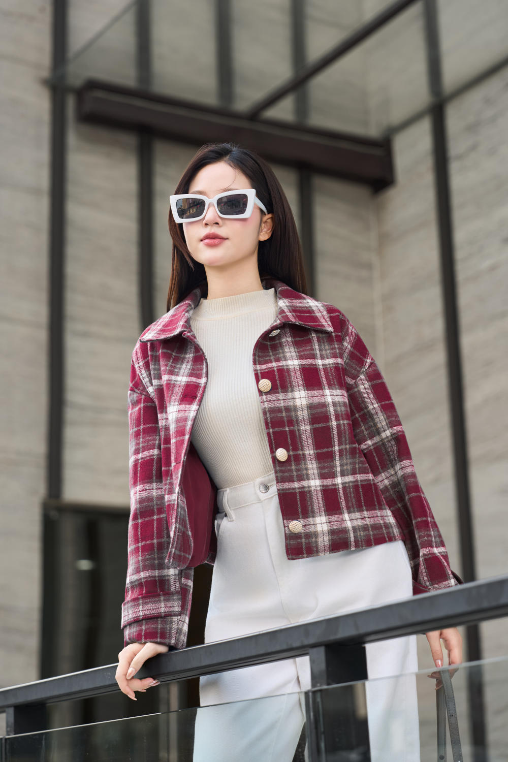 KHI QUẦN ÁO KHÔNG CHỈ LÀ VẢI VÓC MÀ LÀ