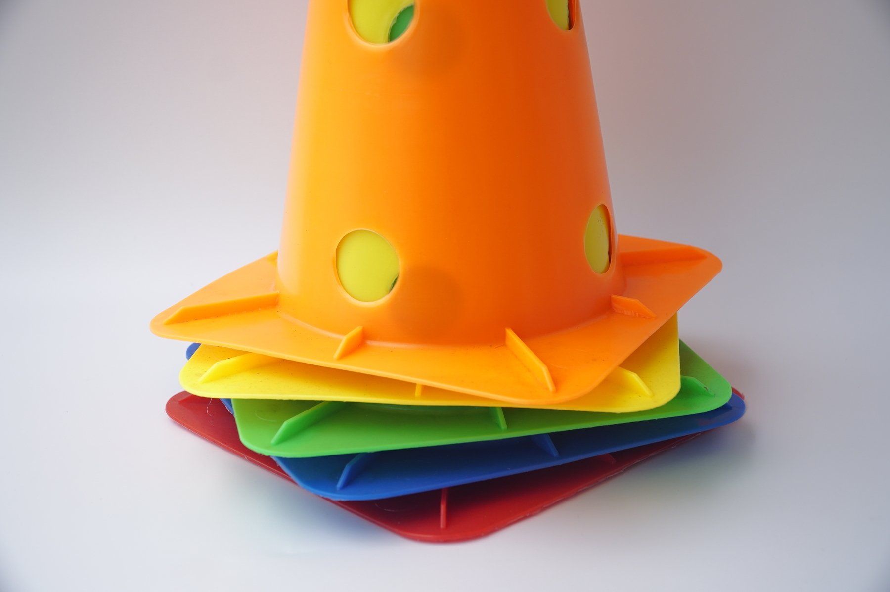 Cone Nấm Trụ Cao Đa Năng - Dụng Cụ Tập Bóng Đá, Cảnh Báo Giao Thông, Chướng Ngại Vật Sân Bãi - Cone 40cm