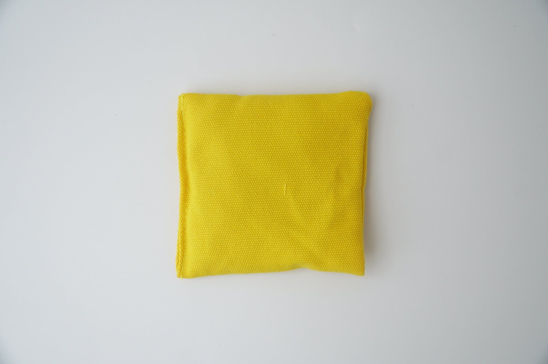 Túi cát chơi ném bean bag, đồ chơi túi cát ném bằng vải dày dặn loại xịn- Nhiều màu