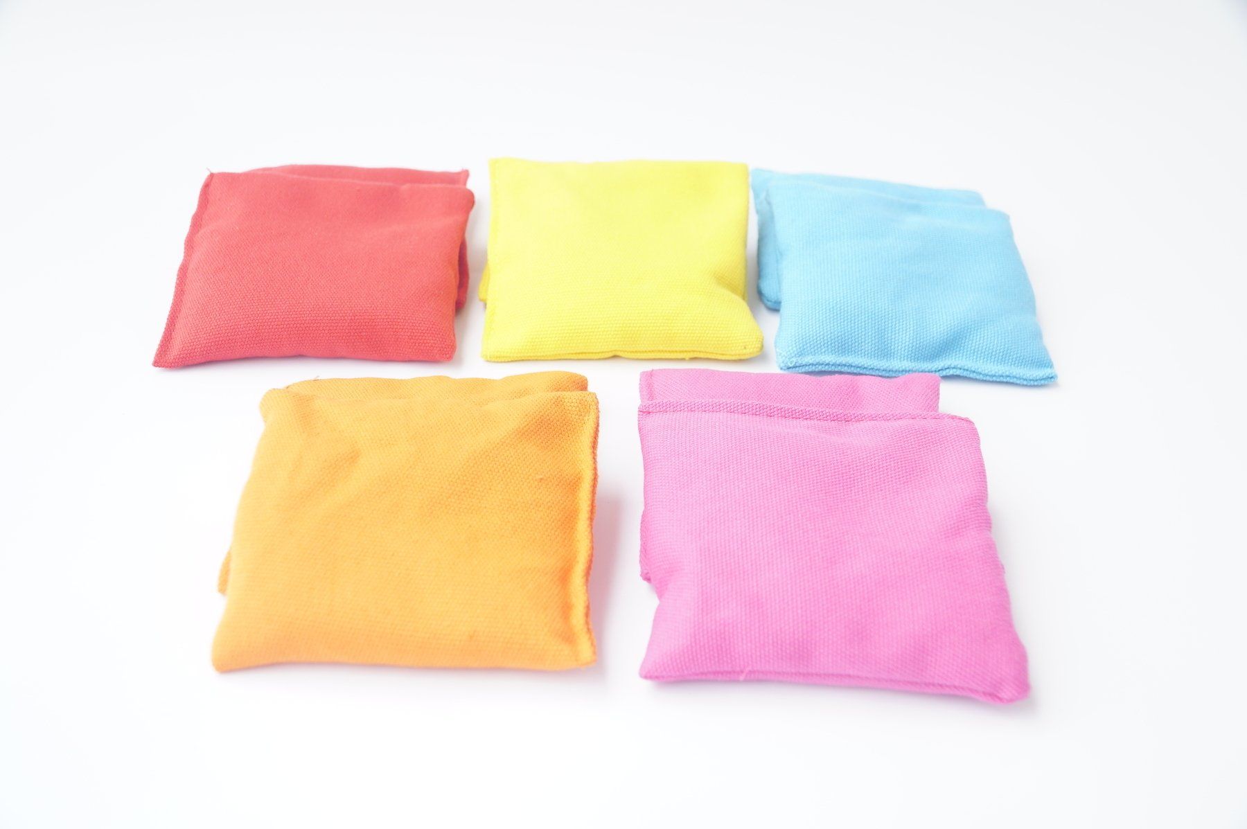 Túi cát chơi ném bean bag, đồ chơi túi cát ném bằng vải dày dặn loại xịn- Nhiều màu
