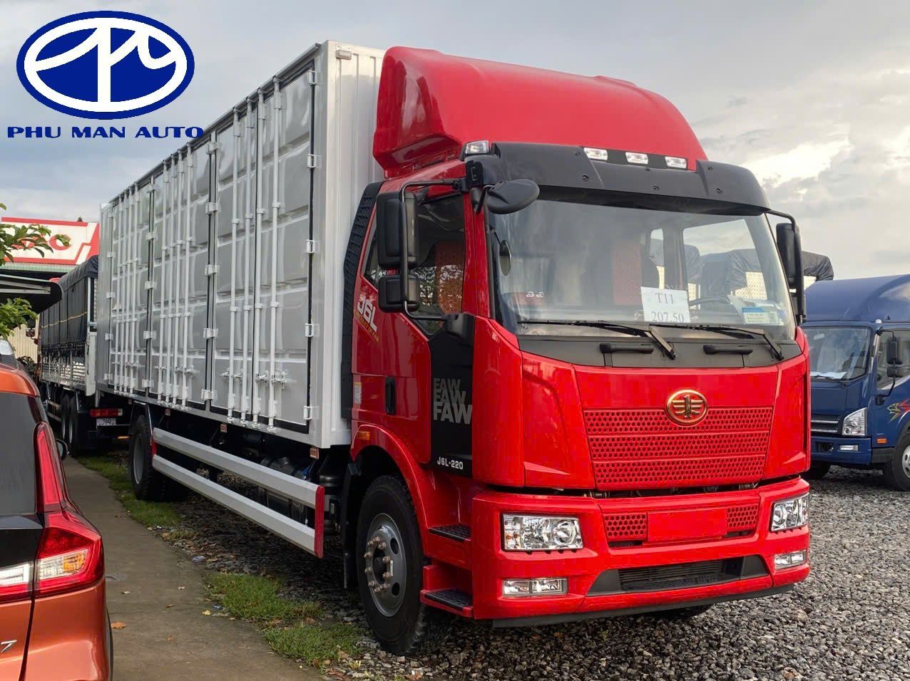 (Hot) XE TẢI FAW 8 TẤN THÙNG KÍN CONTAINER 3 CỬA HÔNG CAO 2M52 (FAW J6L220)