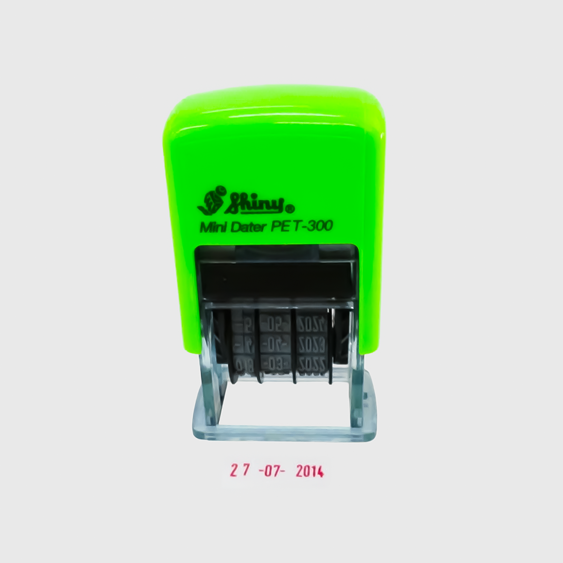 Dấu nhảy Shiny S300 tiếng Việt mực đỏ, thân máy chắc chắn, số nhảy rõ ràng, dễ điều chỉnh – phù hợp đánh số chứng từ, hóa đơn và văn bản hành chính