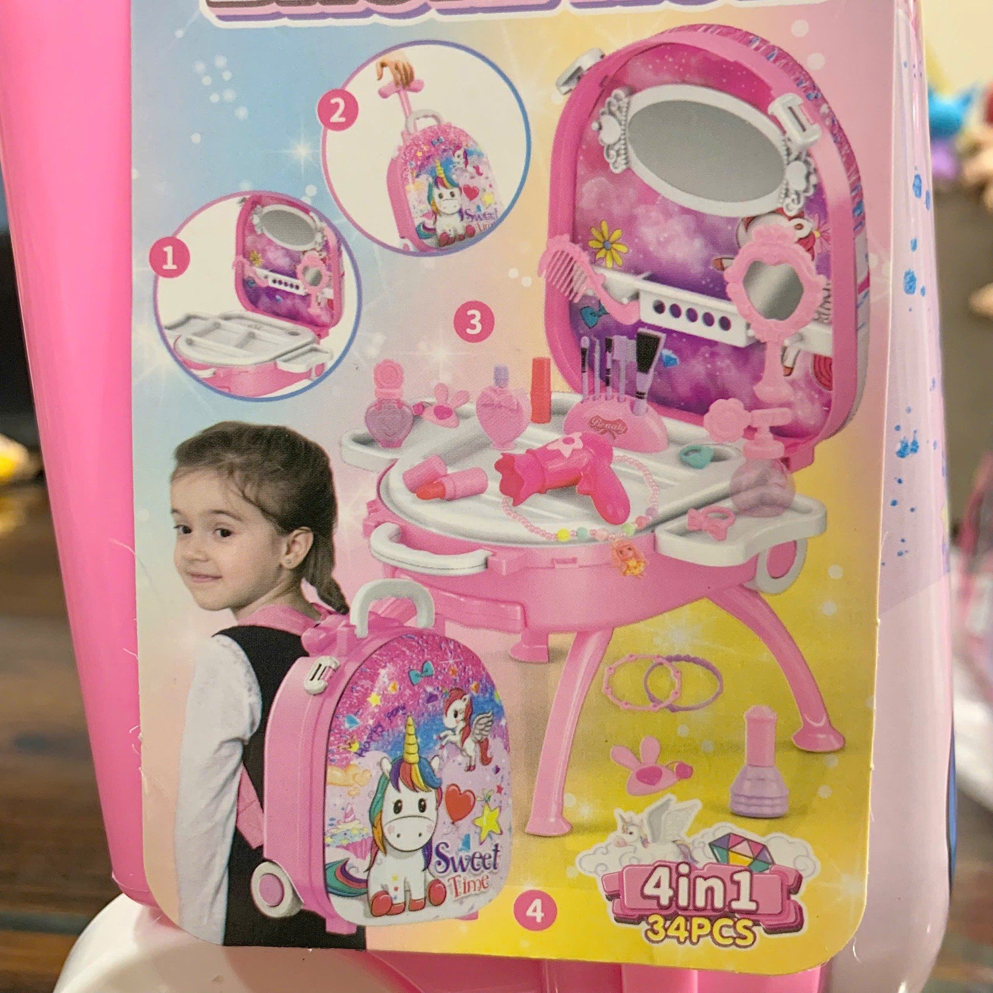 Đồ chơi nhập vai : Bộ đồ chơi vali trang điểm Kuromi & Ngựa Pony, 3ages+, No. DL-9907,9909