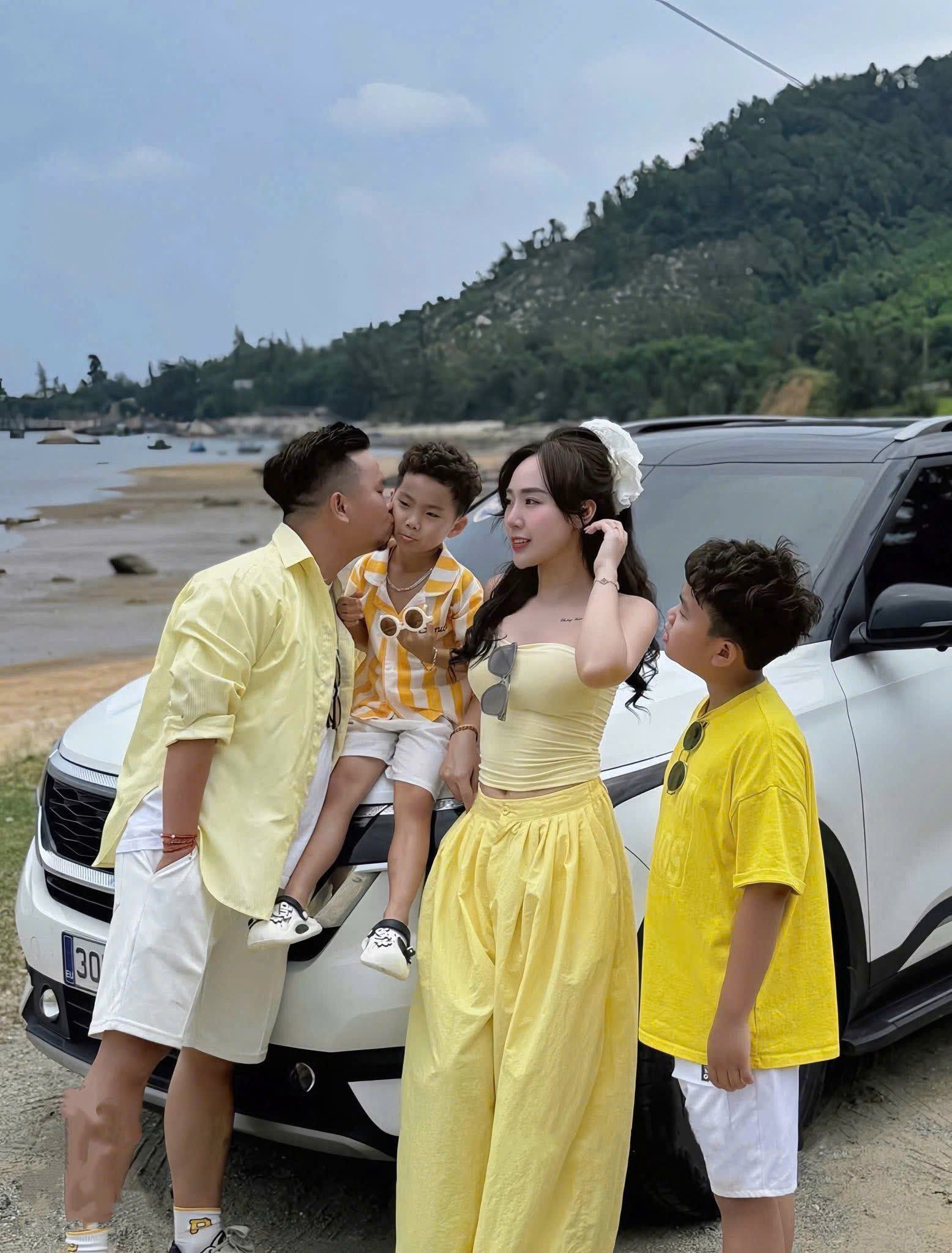 Set áo cúp ngực mix quần suông dáng dài siêu hot - VÀNG - Q69 (EO S<68, M<72)