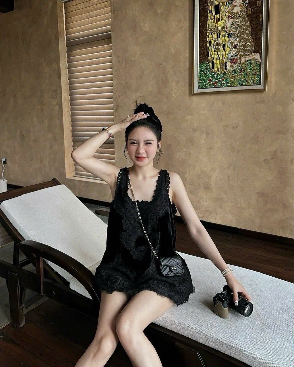 Set bộ 2s nhung cổ vuông ren mix quần short ngắn siêu hot - Q95