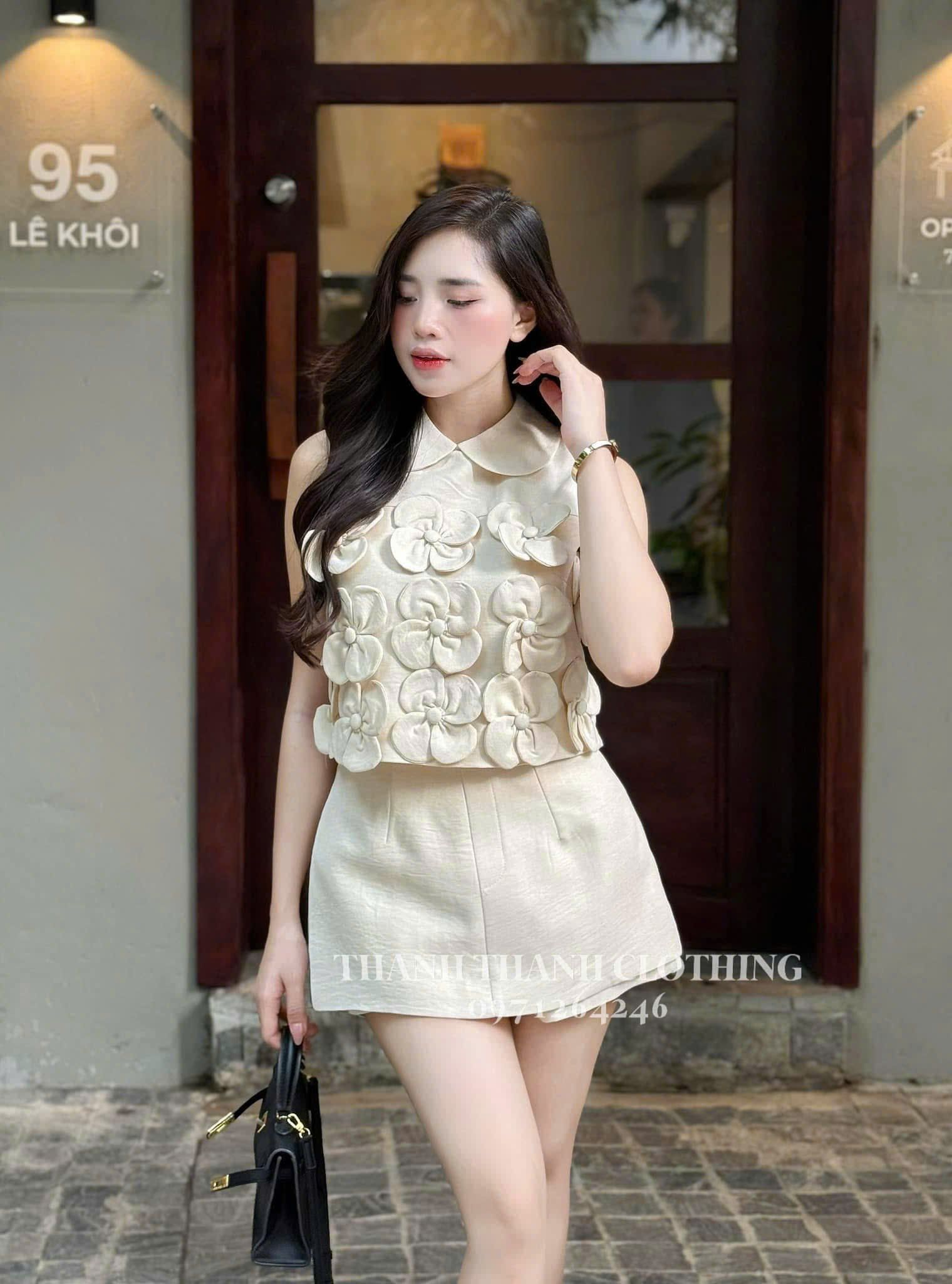 Set áo cổ sen sát nách đính hoa mix chân váy quần chữ A siêu hot - KEM - Q401 ( eo S<68 ,M<72 )
