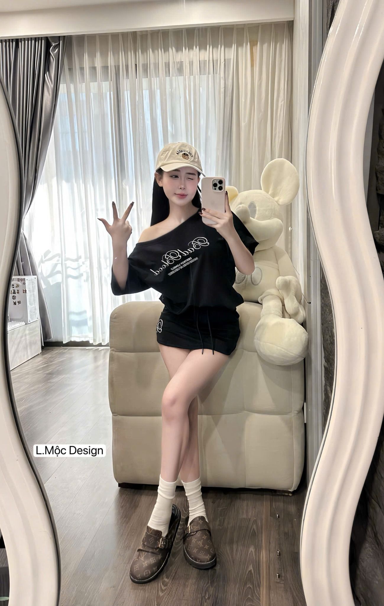 Set áo lệch vai in chữ mix chân váy siêu hot - ĐEN - Q454