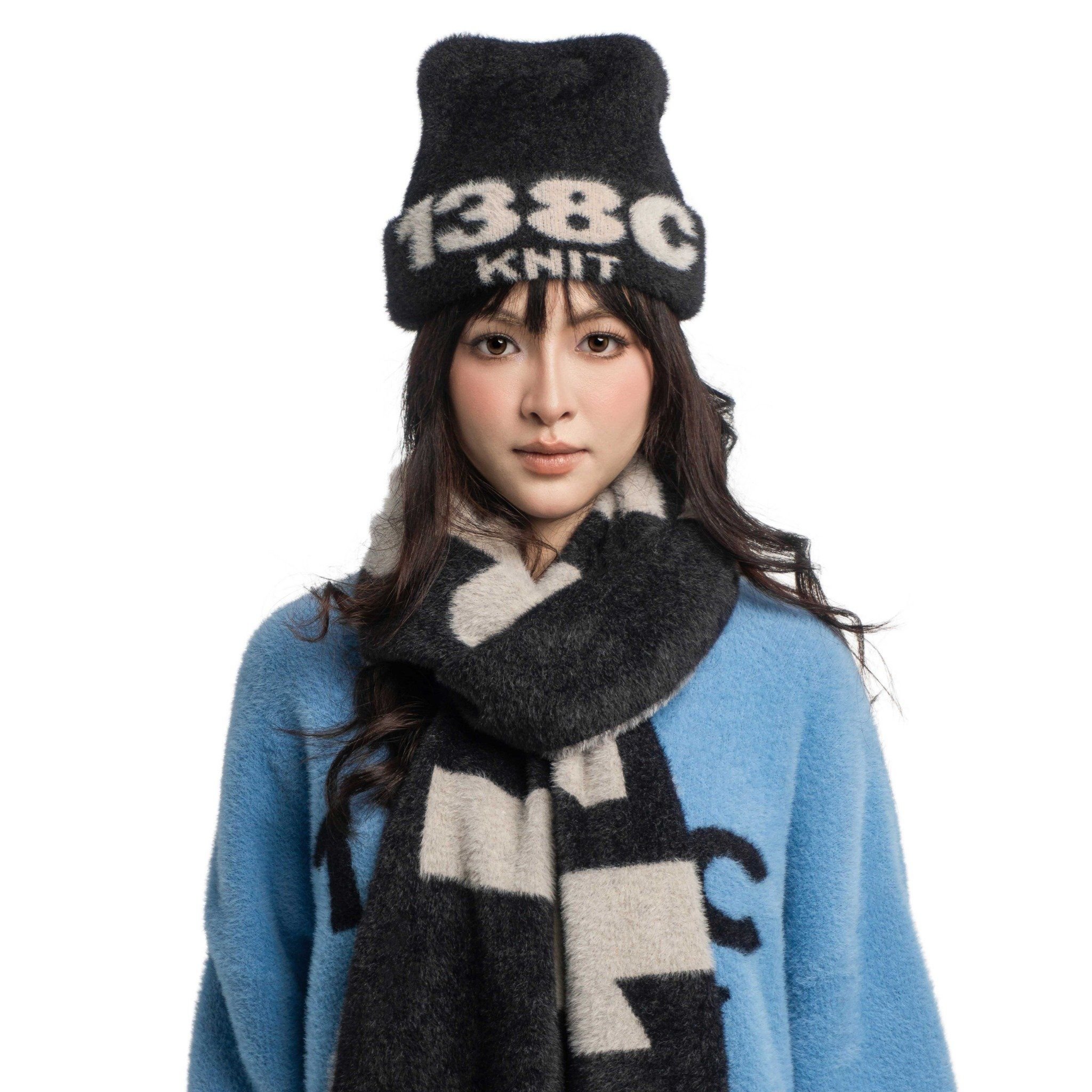 APOCALYPSE LOVE KNIT FUZZY BEANIE