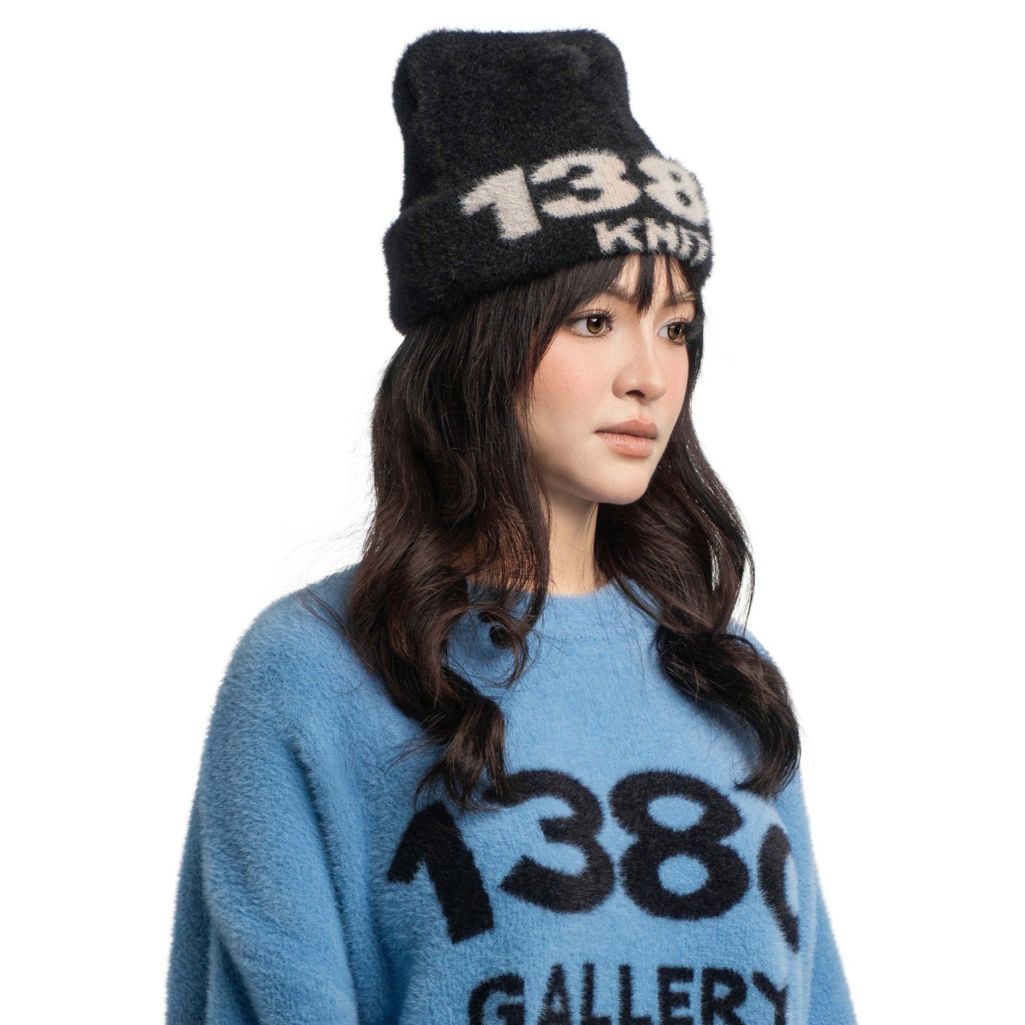 APOCALYPSE LOVE KNIT FUZZY BEANIE