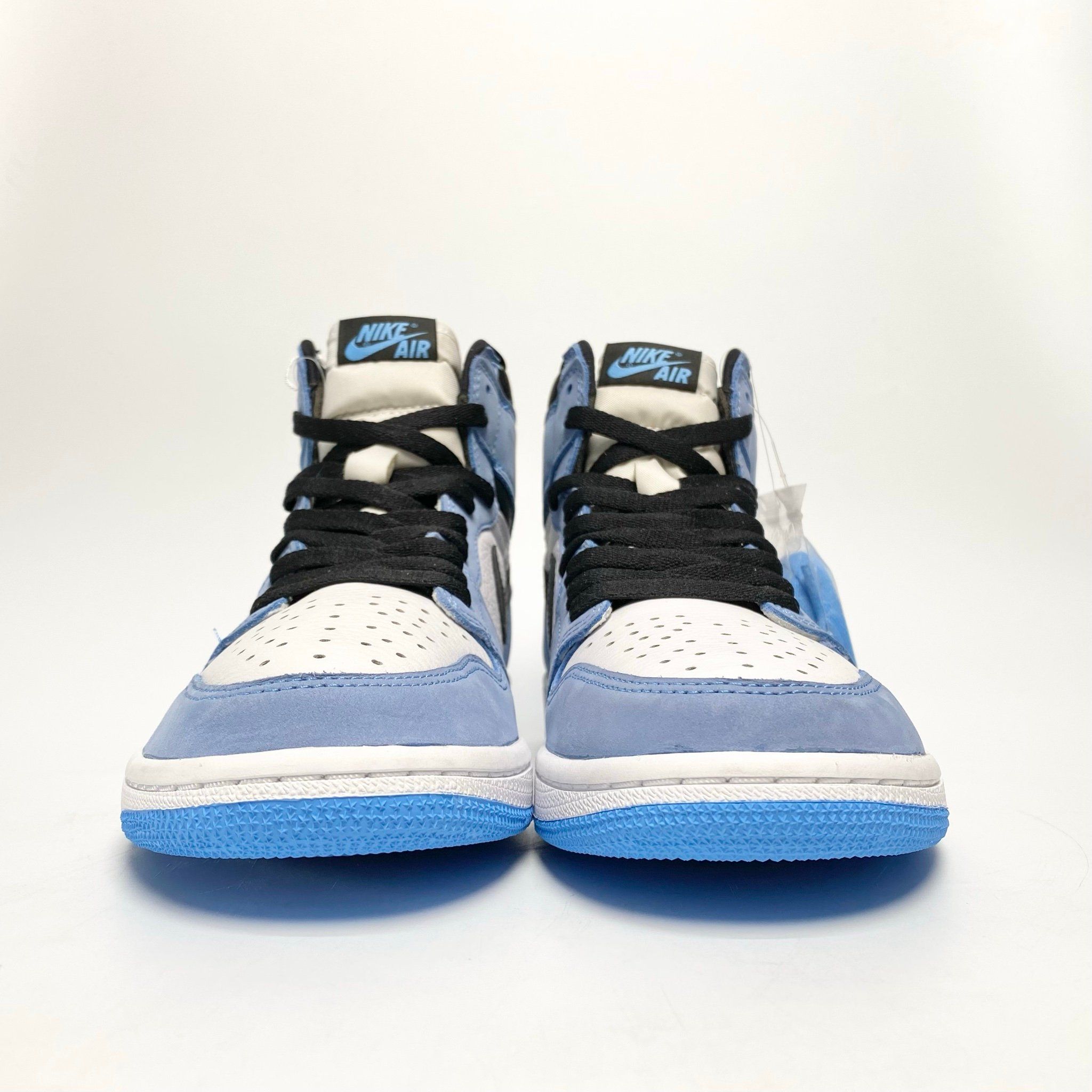 NIKE AIR JORDAN 1 RETRO HIGH OG UNIVERSITY BLUE 555088-134