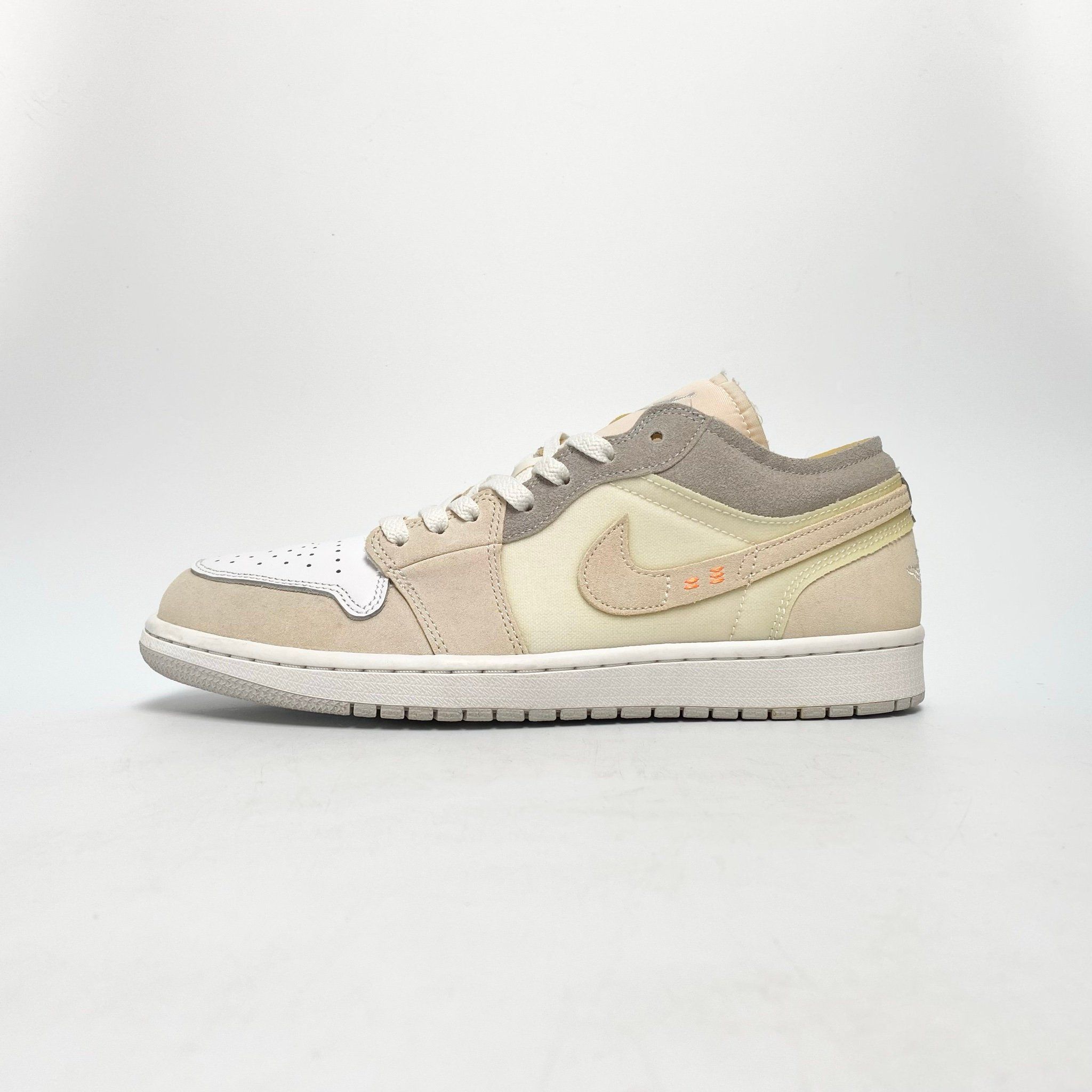 NIKE AIR JORDAN 1 LOW INSIDE OUT DN1635-100