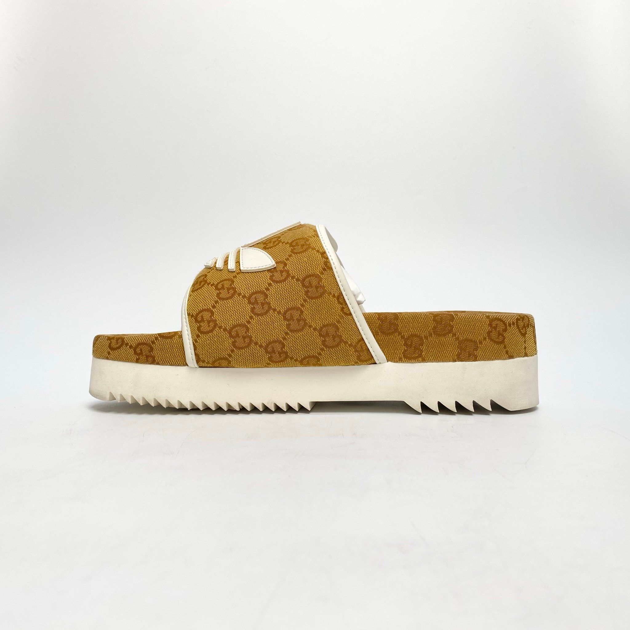 DÉP GUCCI X ADIDAS SLIDE SANDAL BROWN 702412-FAAW2-7142