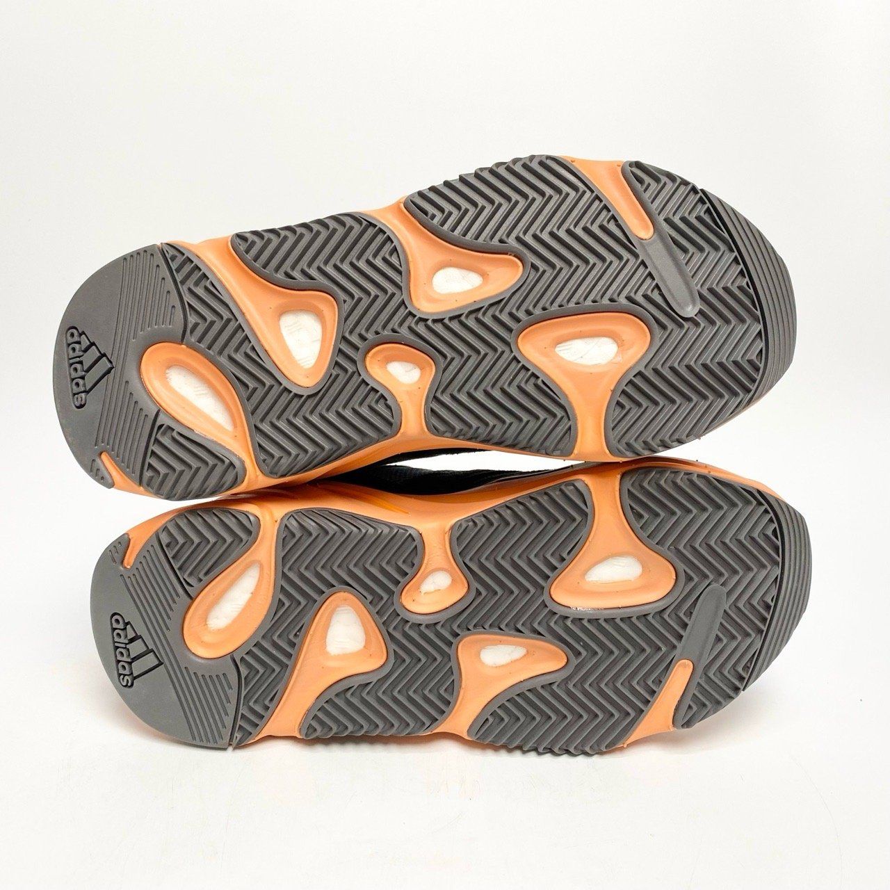 ADIDAS YEEZY BOOST 700 WASH ORANGE GW0296