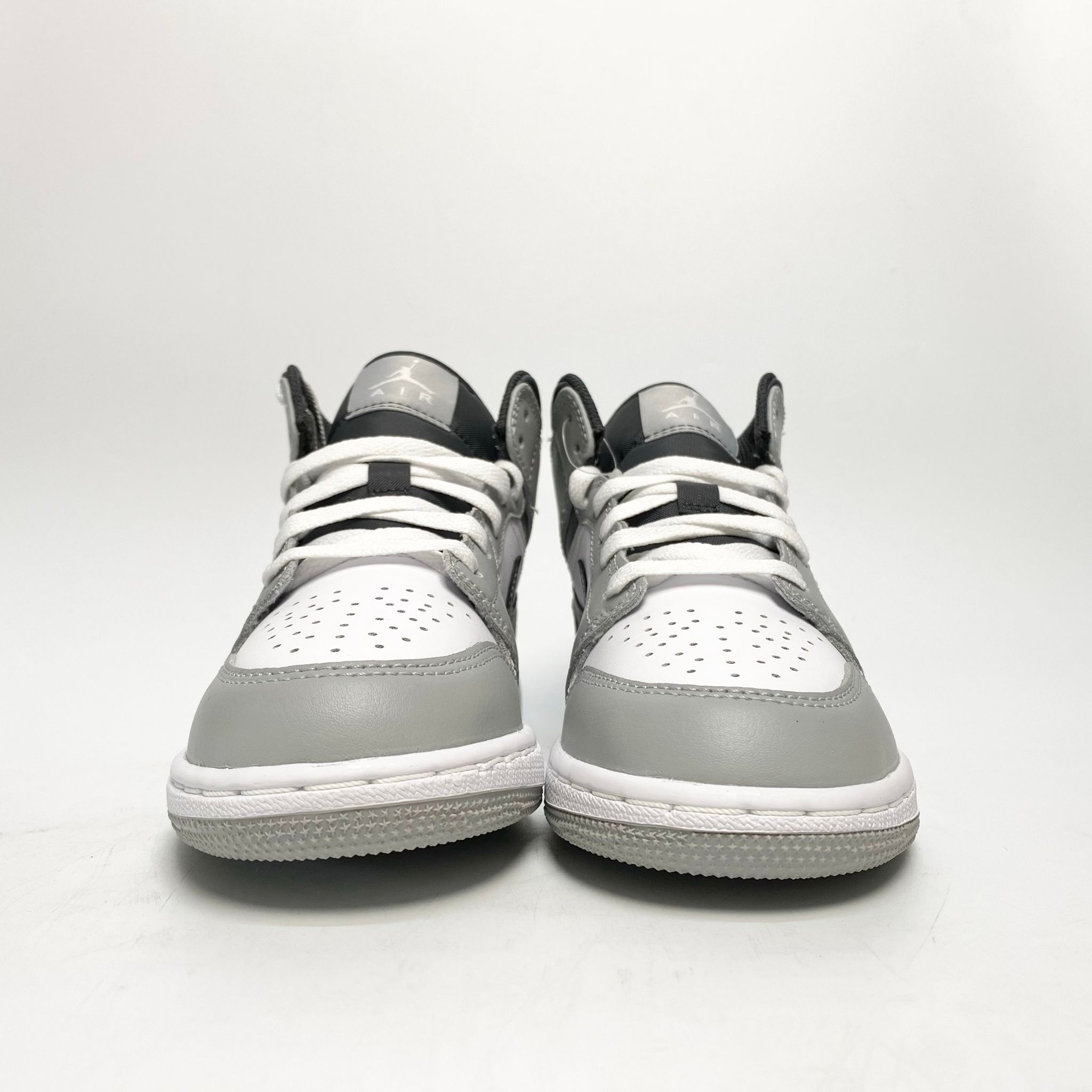 NIKE AIR JORDAN 1 MID LIGHT SMOKE GREY 554725-078