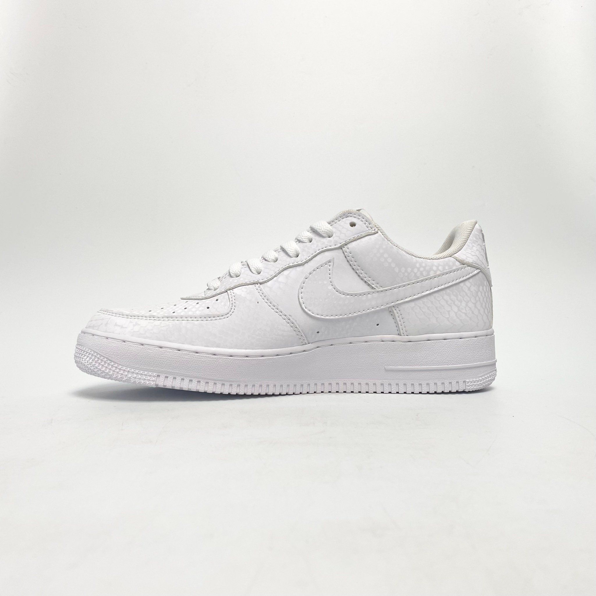 NIKE AIR FORCE 1 LOW KOBE BRYANT FOREVER WHITE IB0018 100