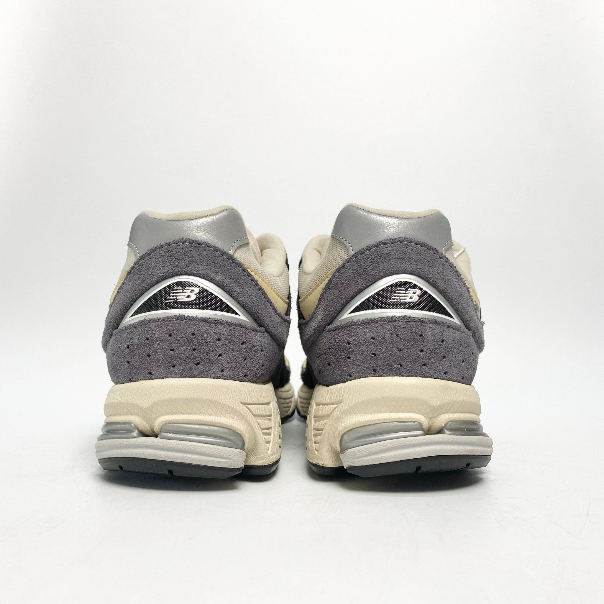 NEW BALANCE 2002R MAGNET TIMBERWOLF M2002RSH