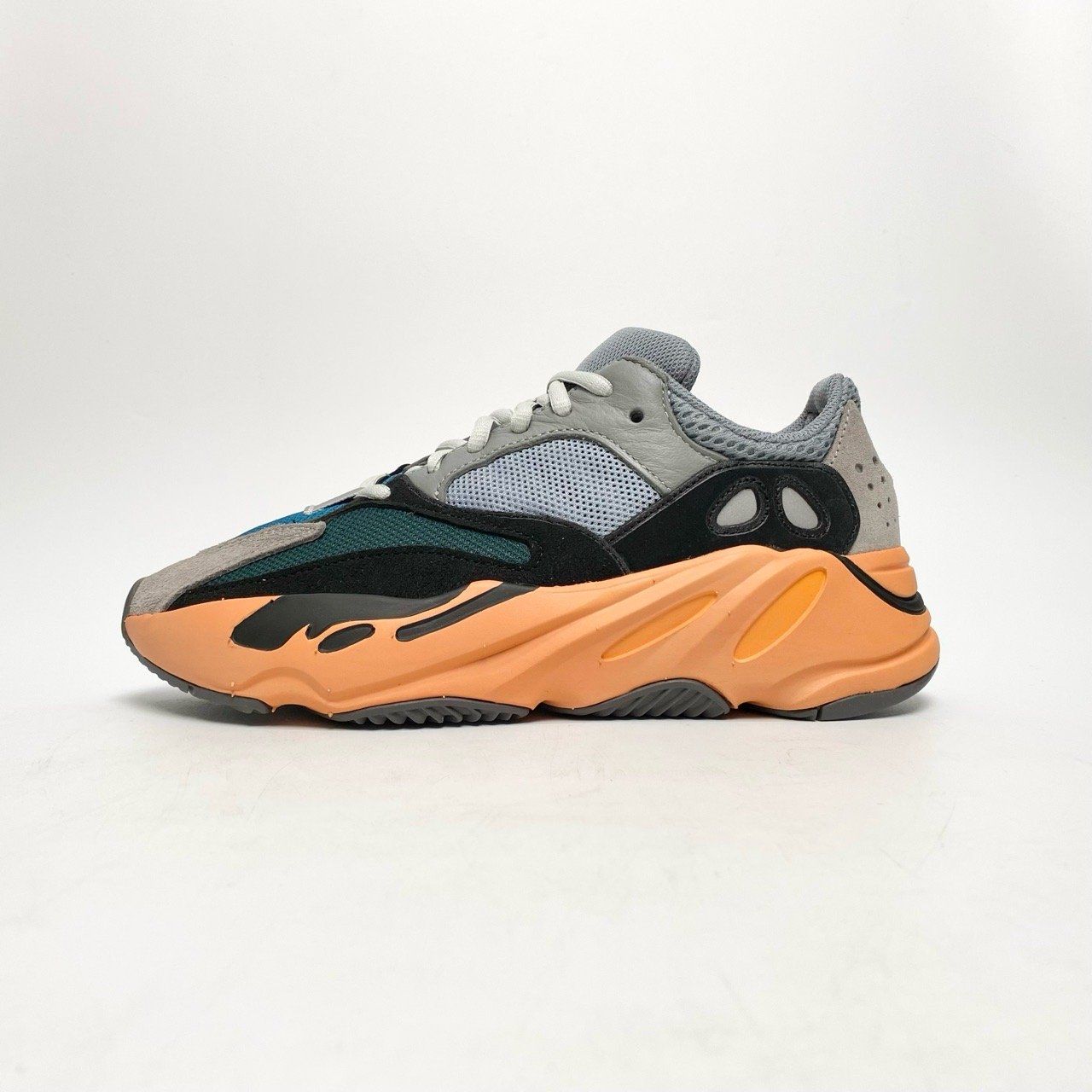 ADIDAS YEEZY BOOST 700 WASH ORANGE GW0296