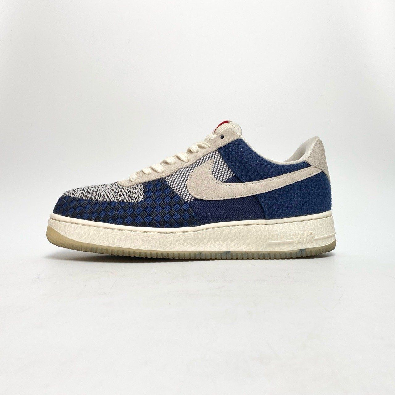 NIKE WMNS AIR FORCE 1 LOW ’07 LV8 SASHIKO DD5401-492