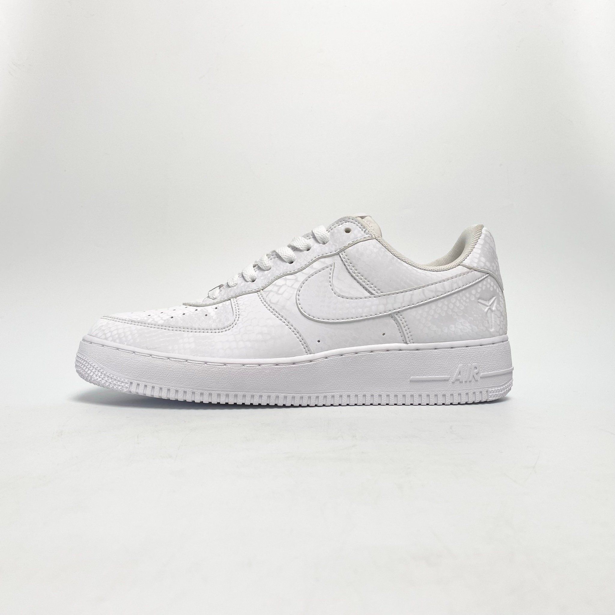 NIKE AIR FORCE 1 LOW KOBE BRYANT FOREVER WHITE IB0018 100