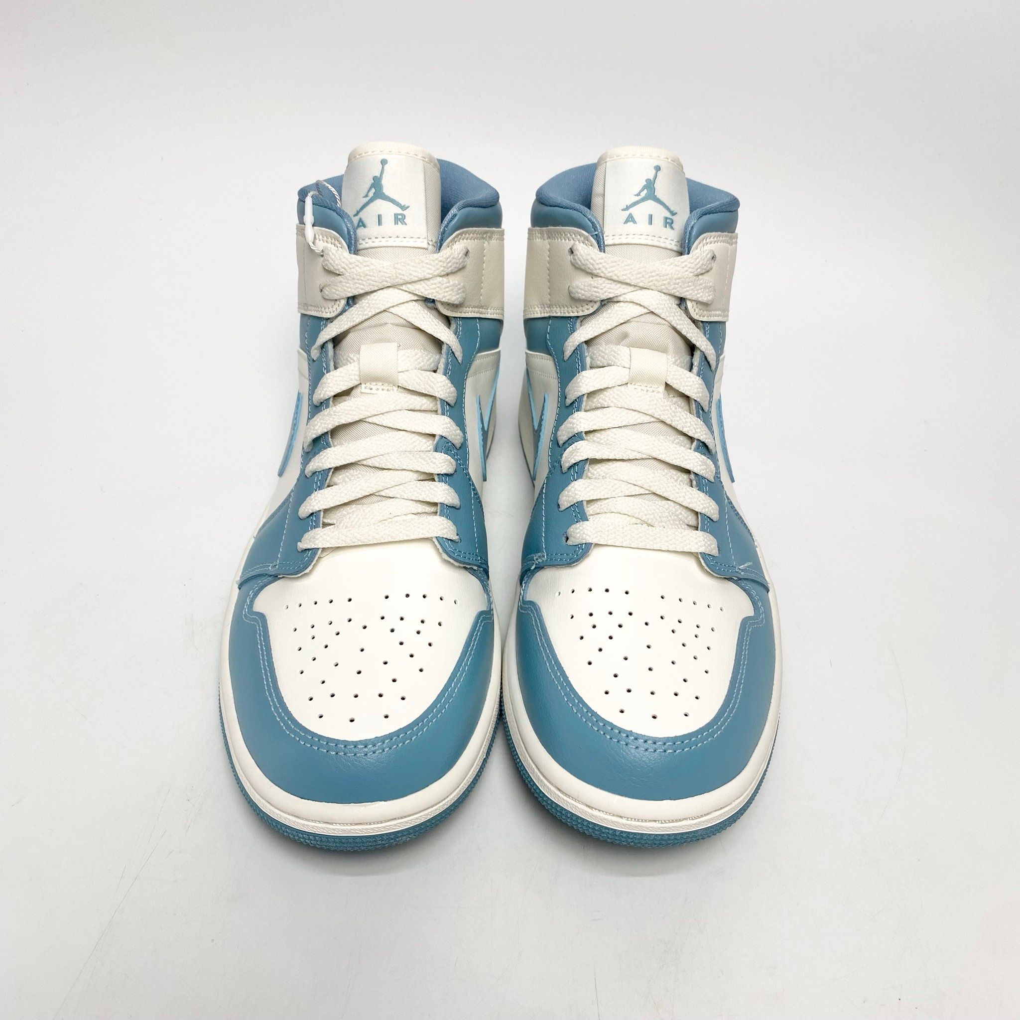 NIKE AIR JORDAN 1 MID UNIVERSITY BLUE BQ6472-141